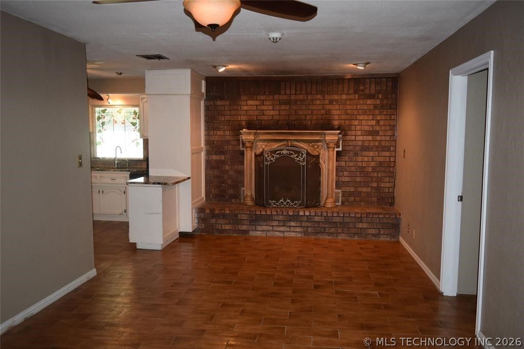 1199 E Reynolds Road Property Photo 10