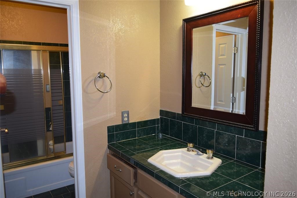 1199 E Reynolds Road Property Photo 17