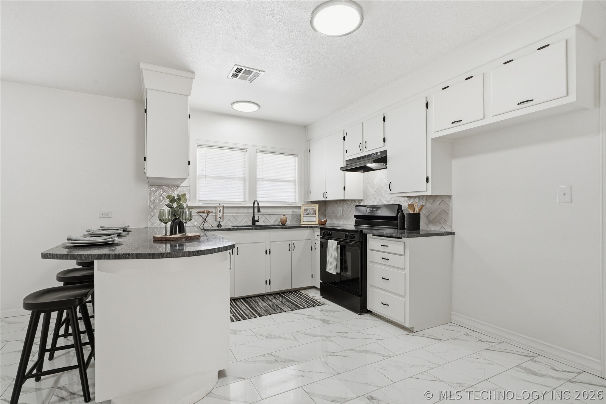 1604 N Boston Place Property Photo 11