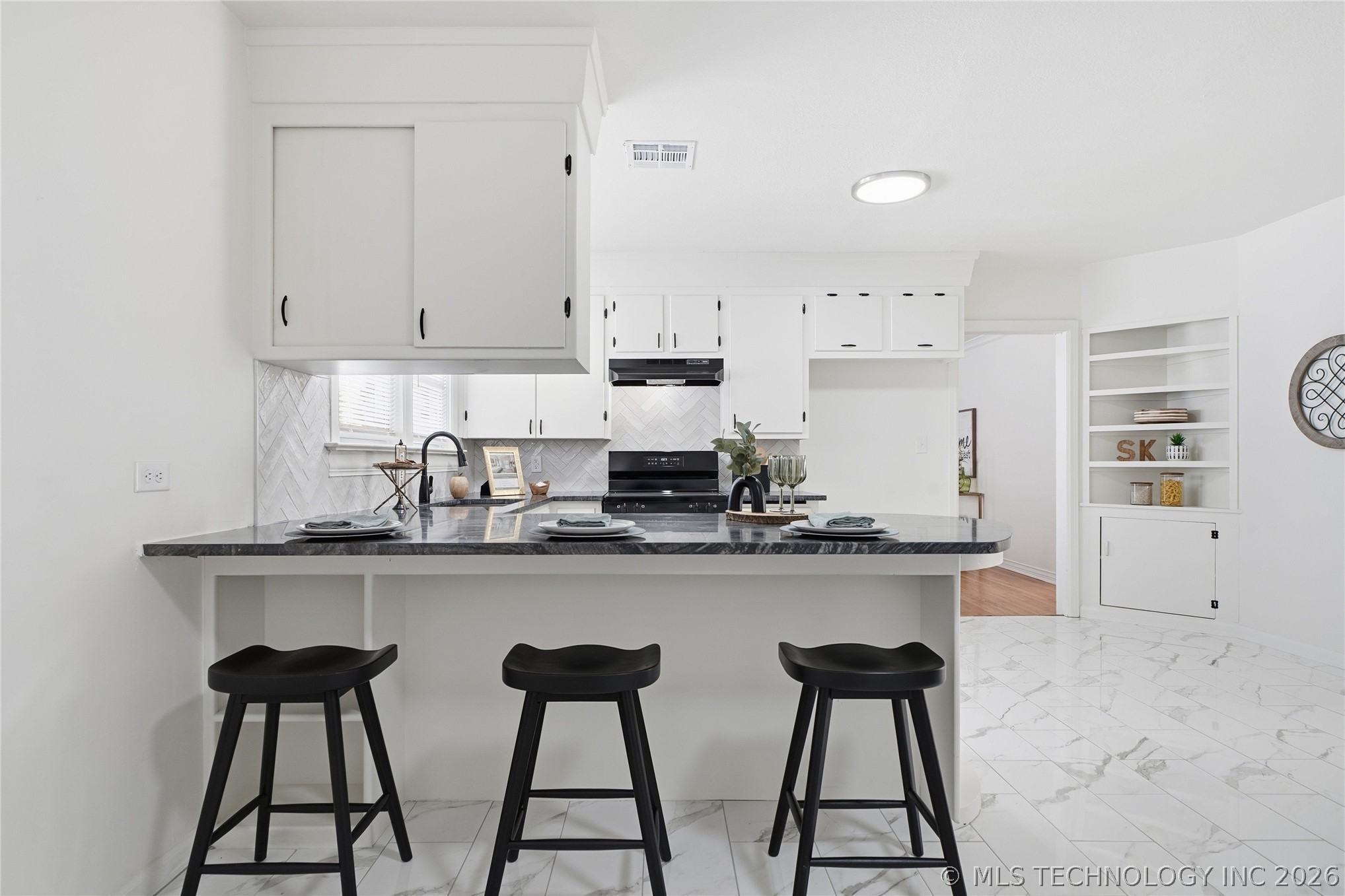 1604 N Boston Place Property Photo 12