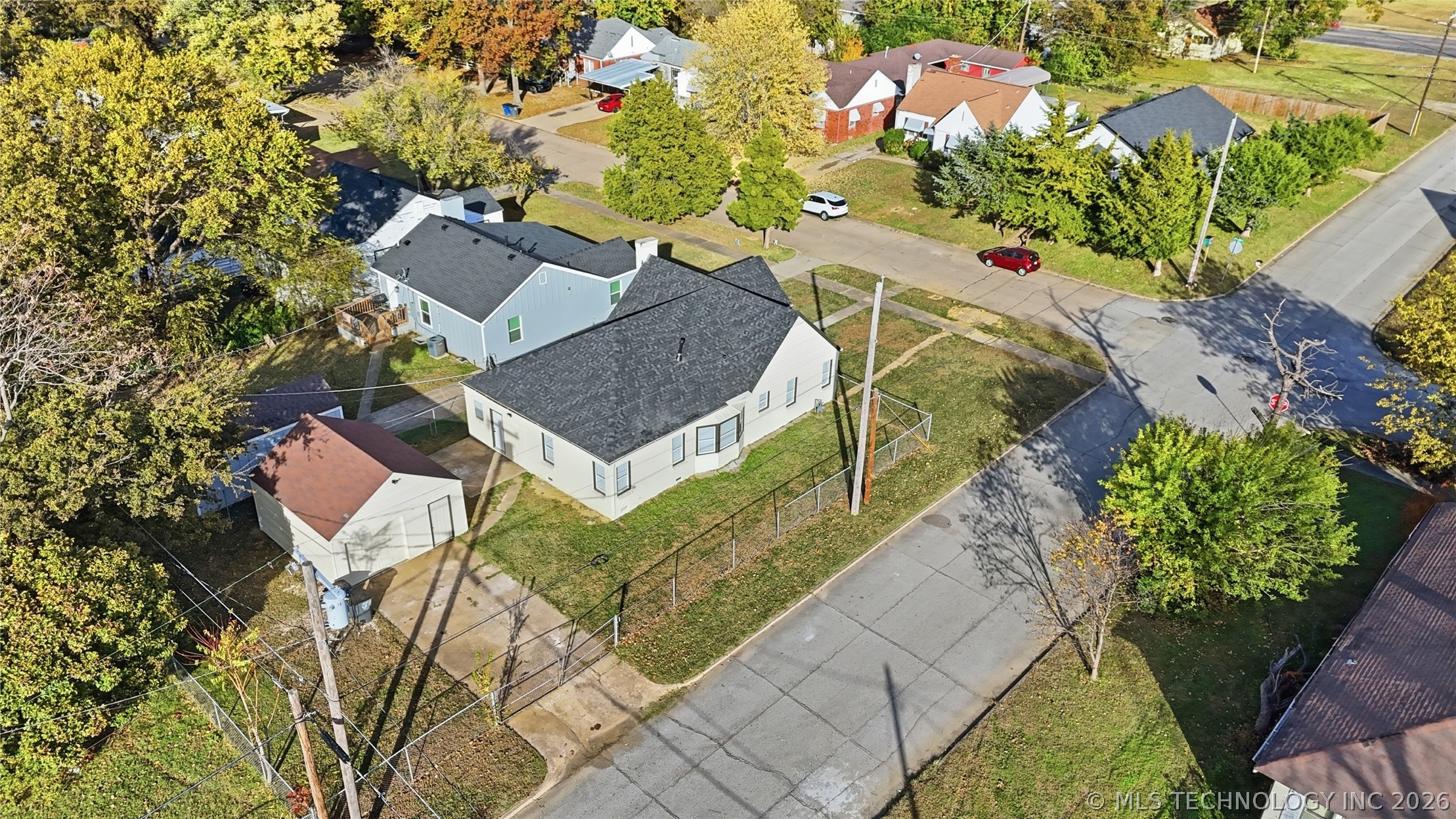 1604 N Boston Place Property Photo 28