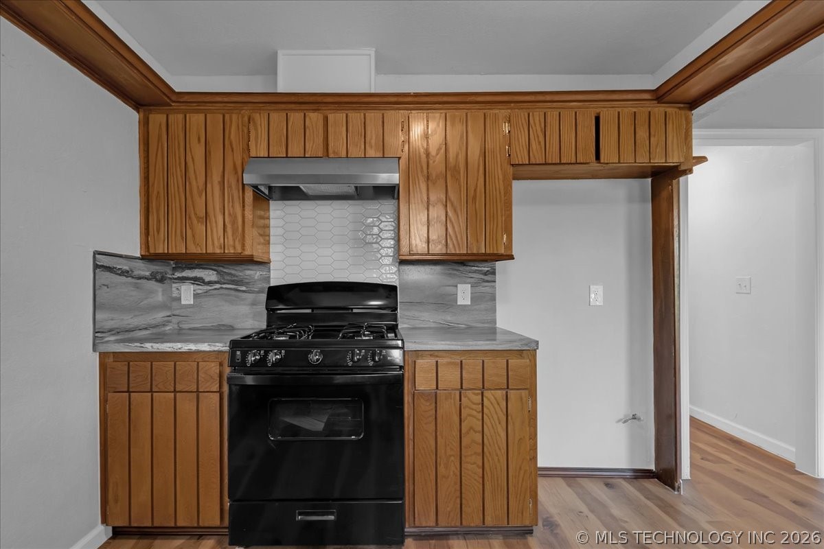 9435 S 33rd West Avenue Property Photo 14