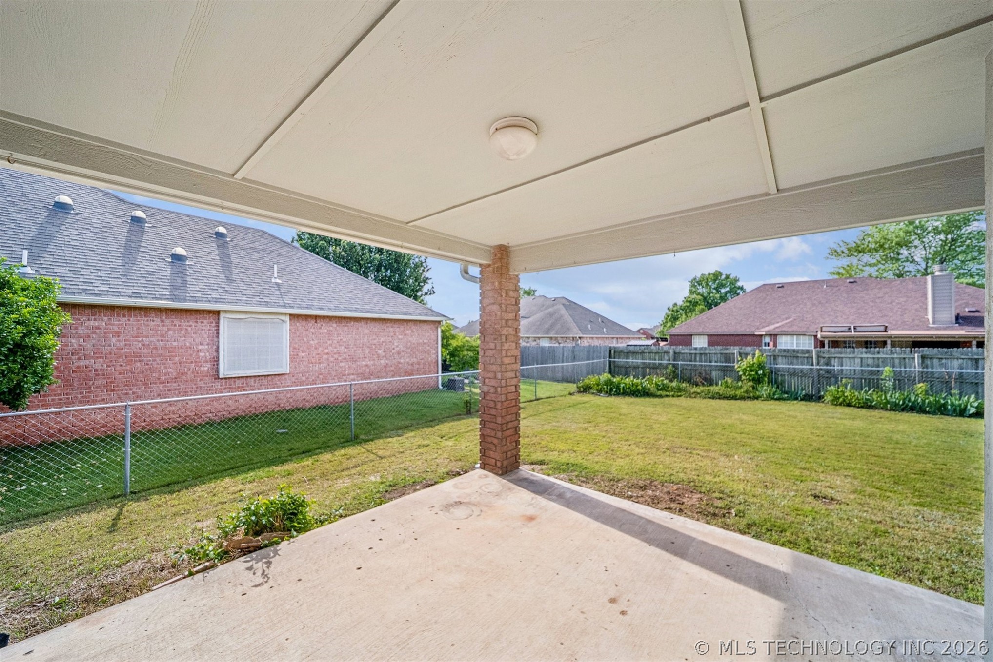 3517 E Nashville Street Property Photo 4