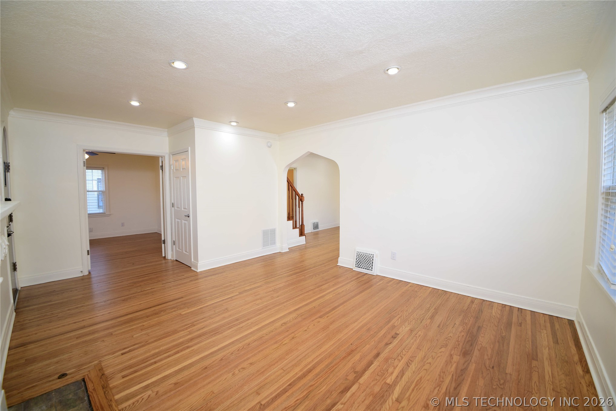 1740 S Yorktown Avenue Property Photo 4