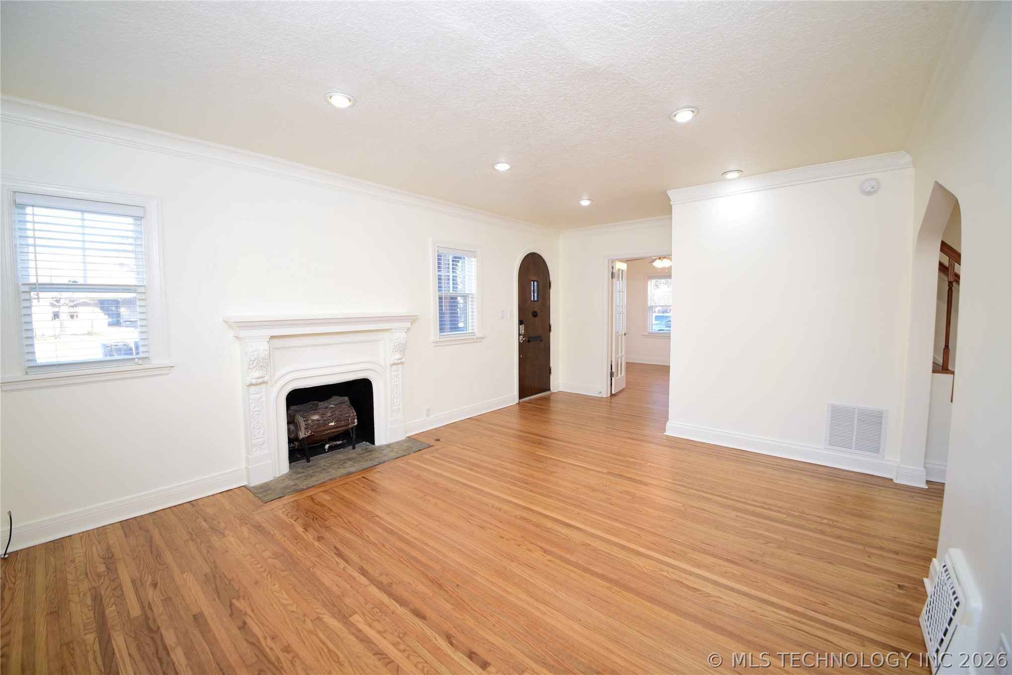1740 S Yorktown Avenue Property Photo 5
