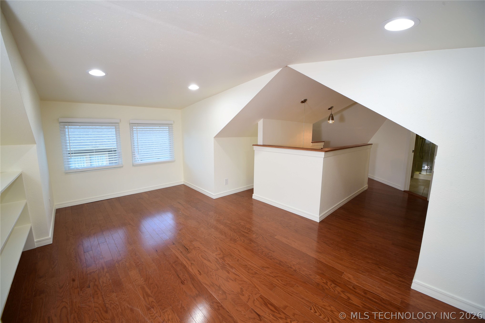 1740 S Yorktown Avenue Property Photo 25