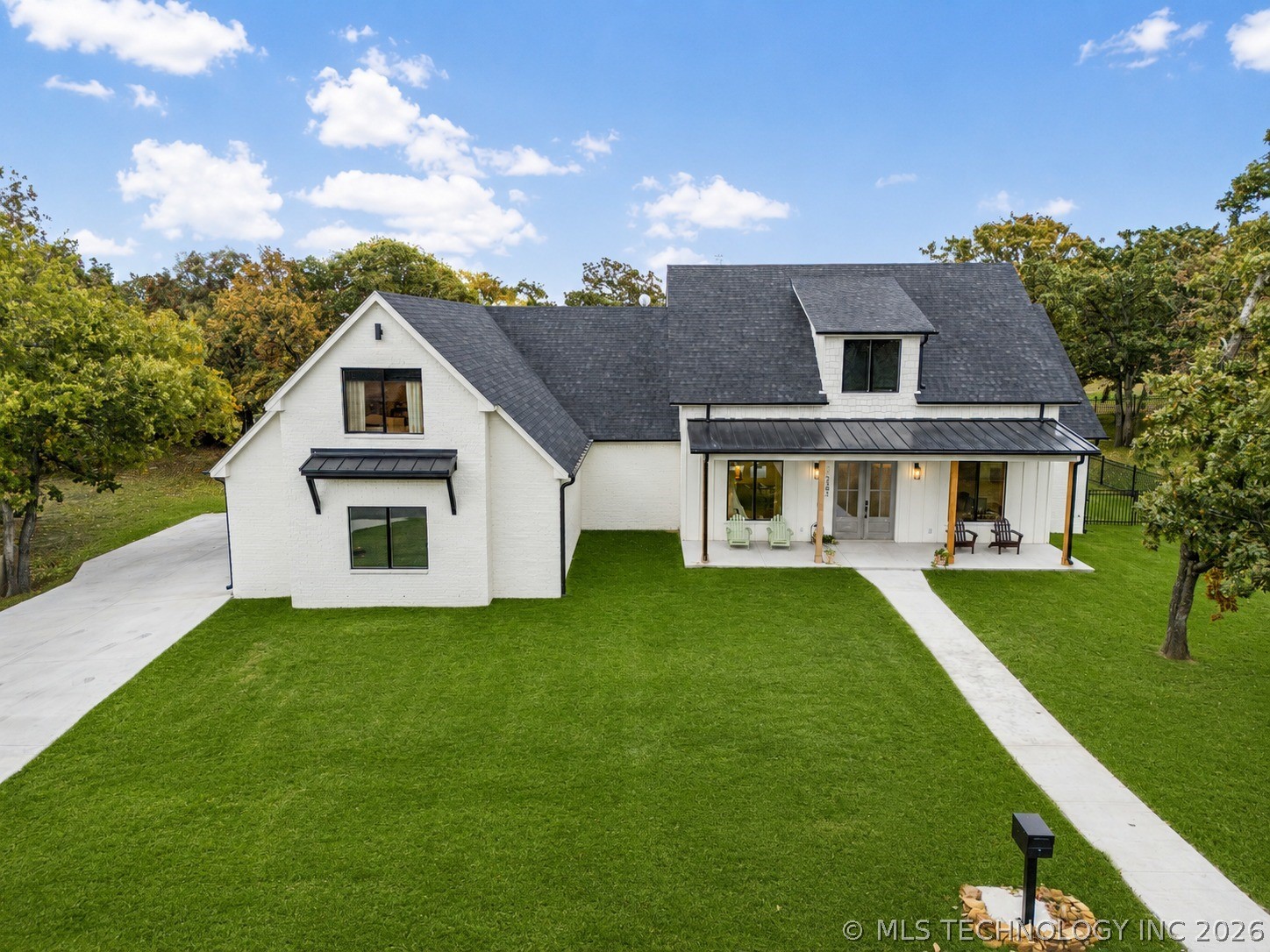 12381 Lakeview Road Property Photo 1