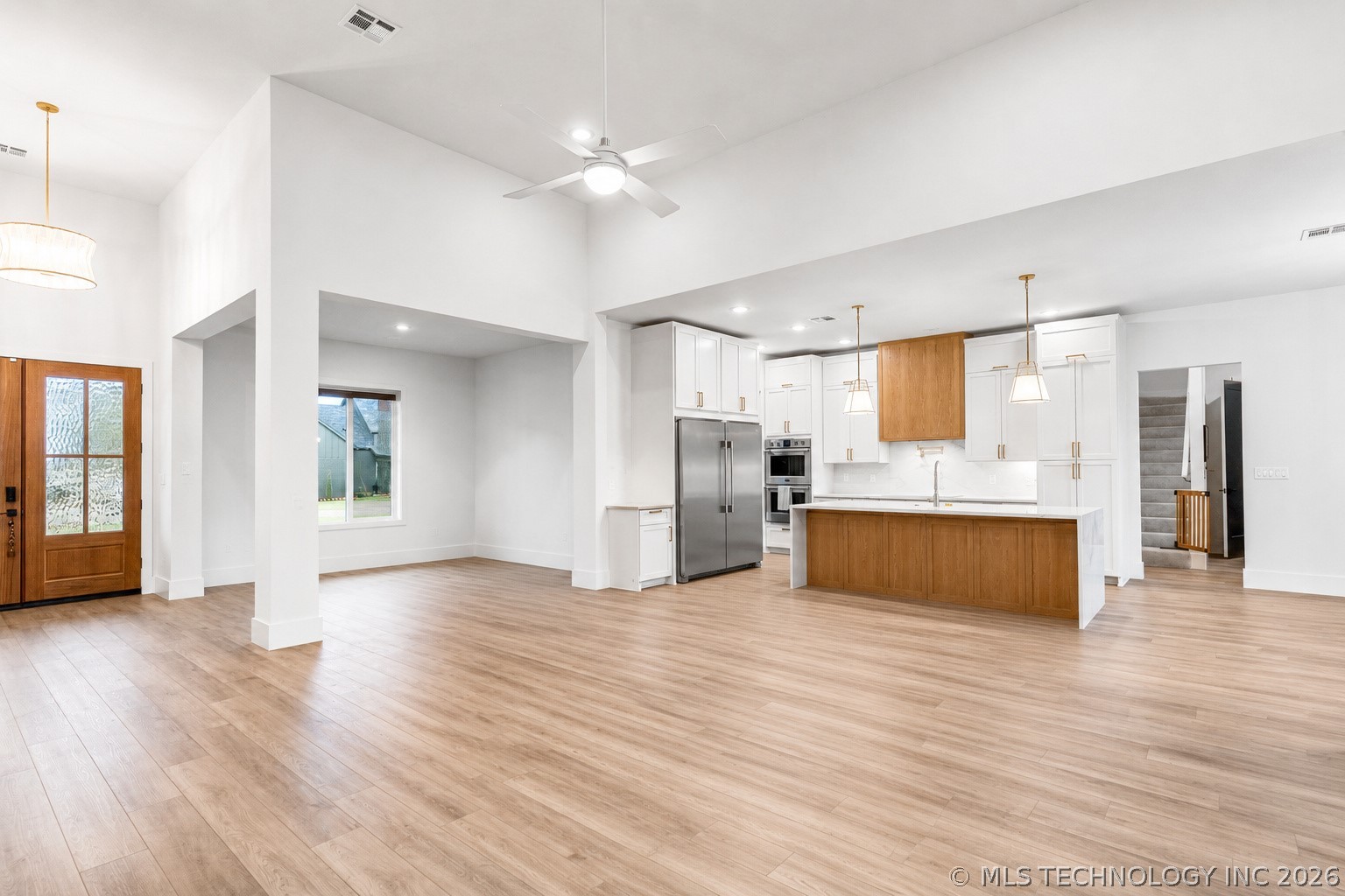 12381 Lakeview Road Property Photo 6