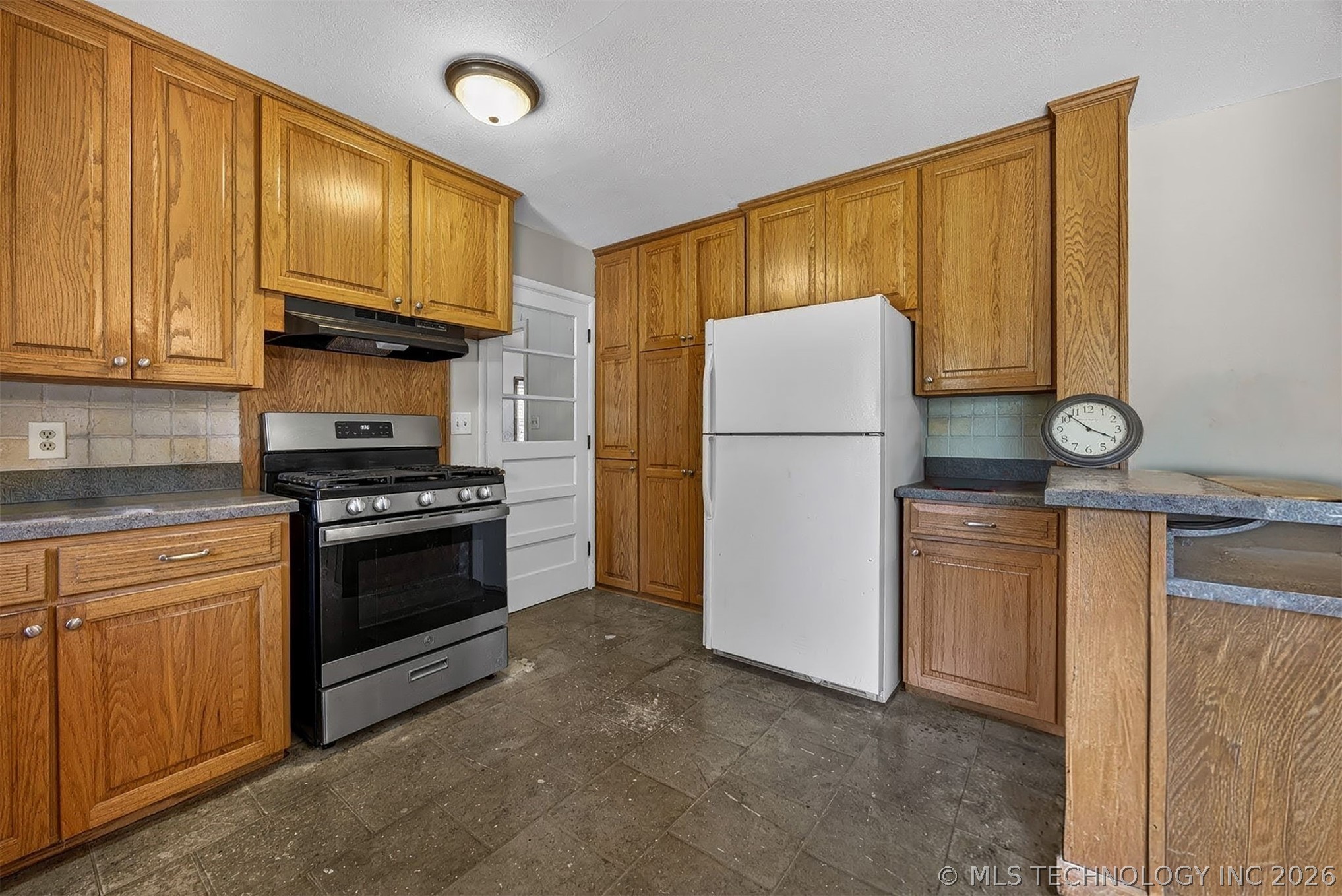 15083 State Highway 82 Property Photo 17