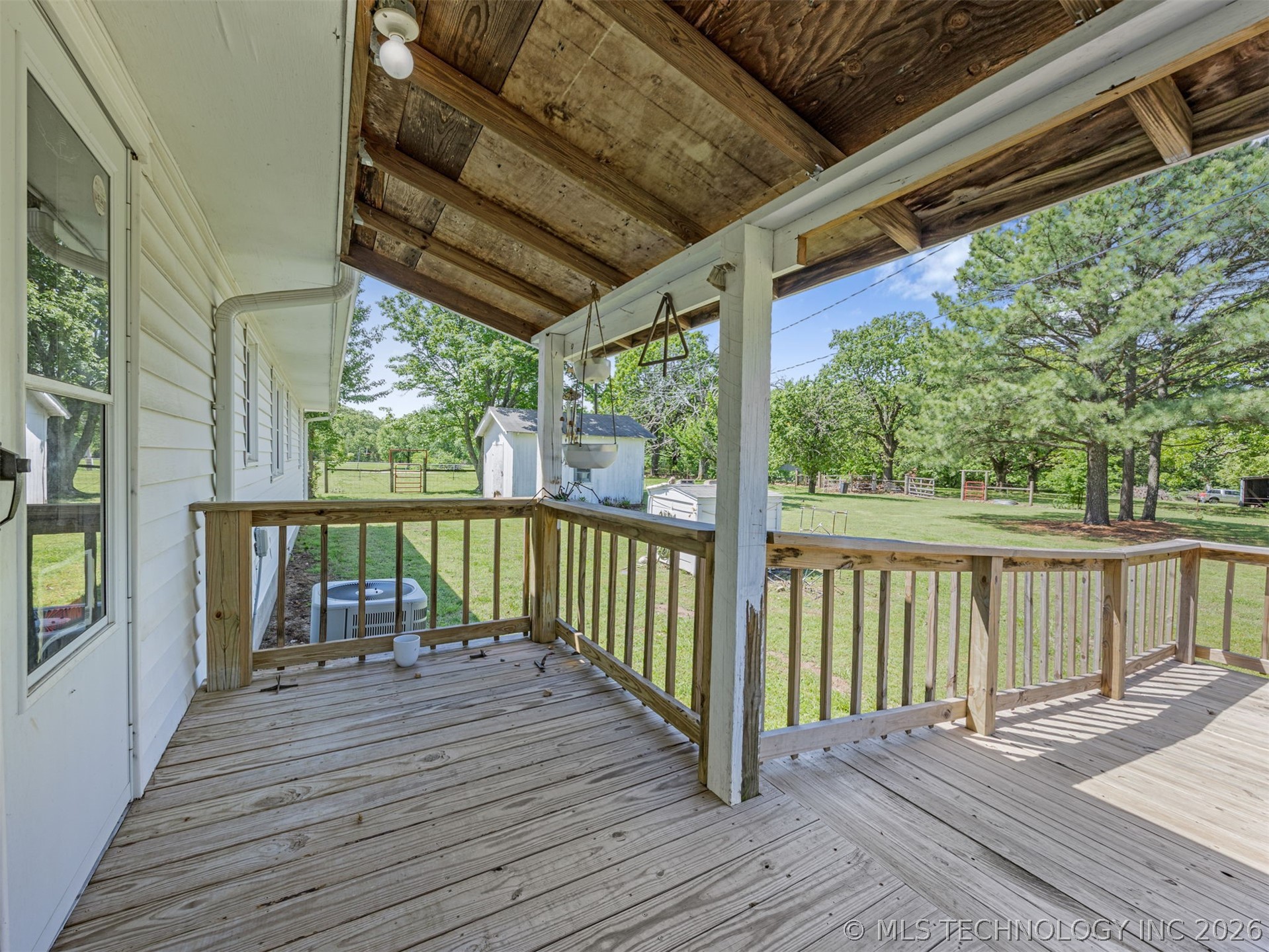 15083 State Highway 82 Property Photo 34
