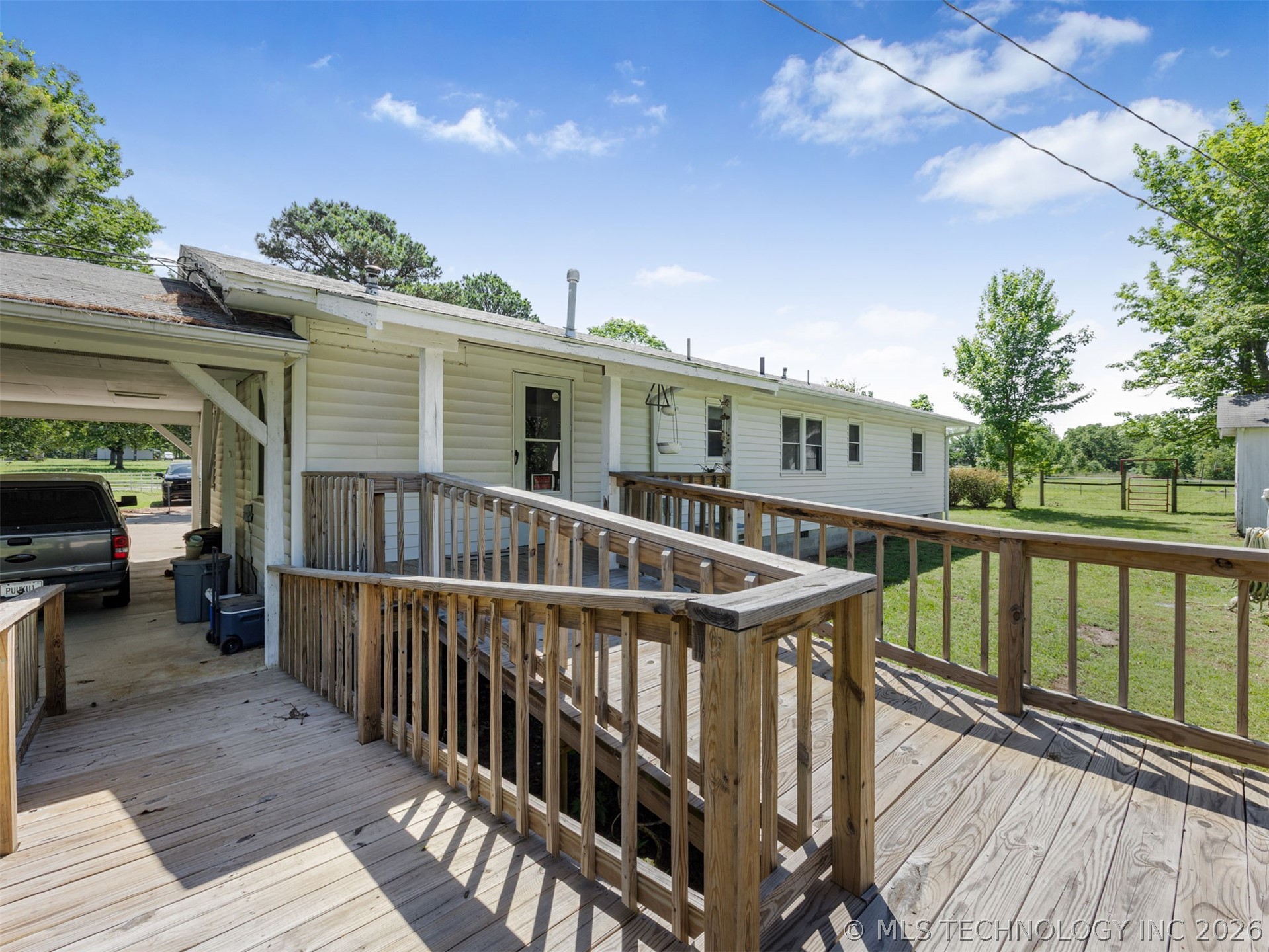 15083 State Highway 82 Property Photo 35
