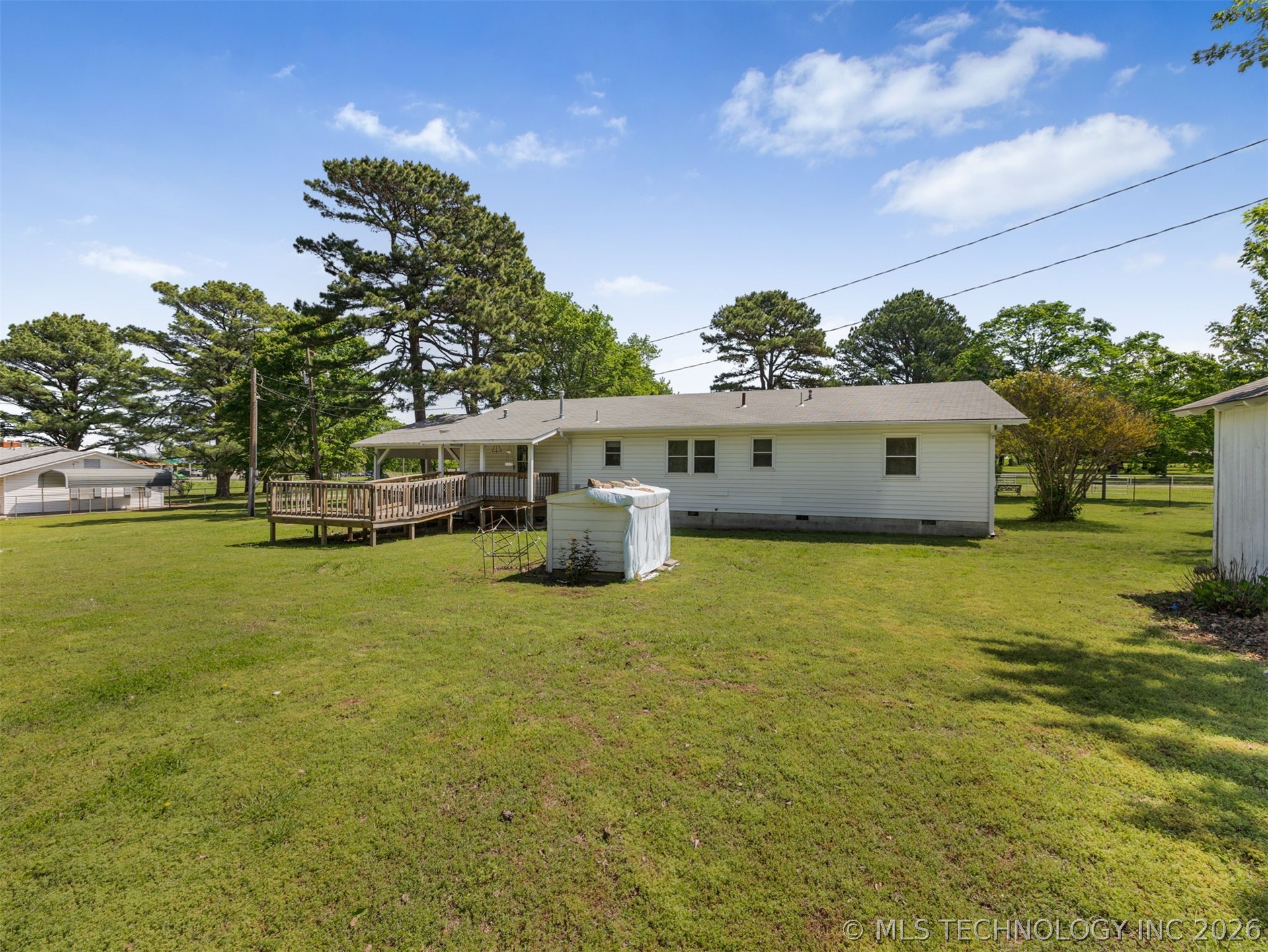 15083 State Highway 82 Property Photo 36