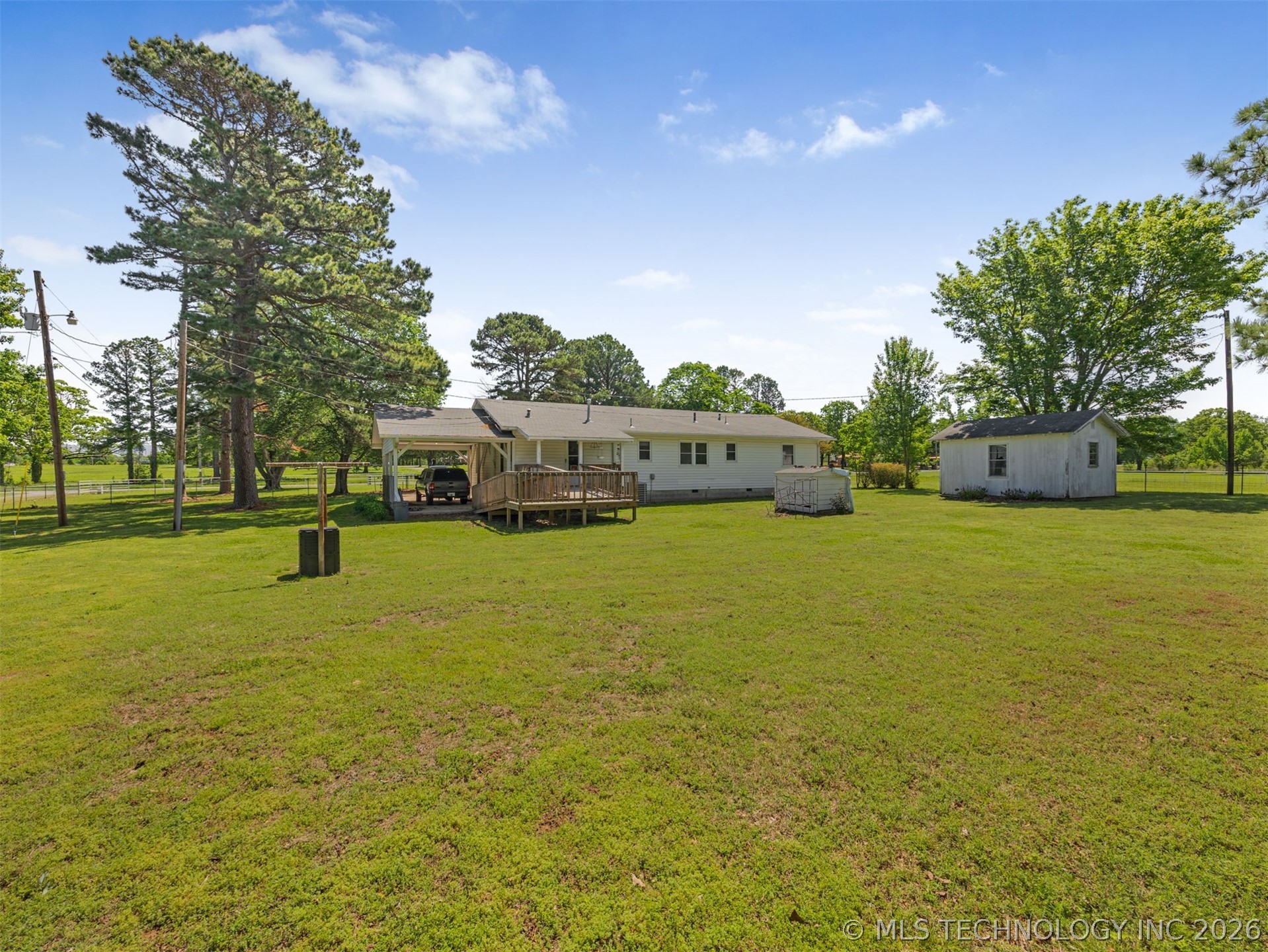 15083 State Highway 82 Property Photo 38