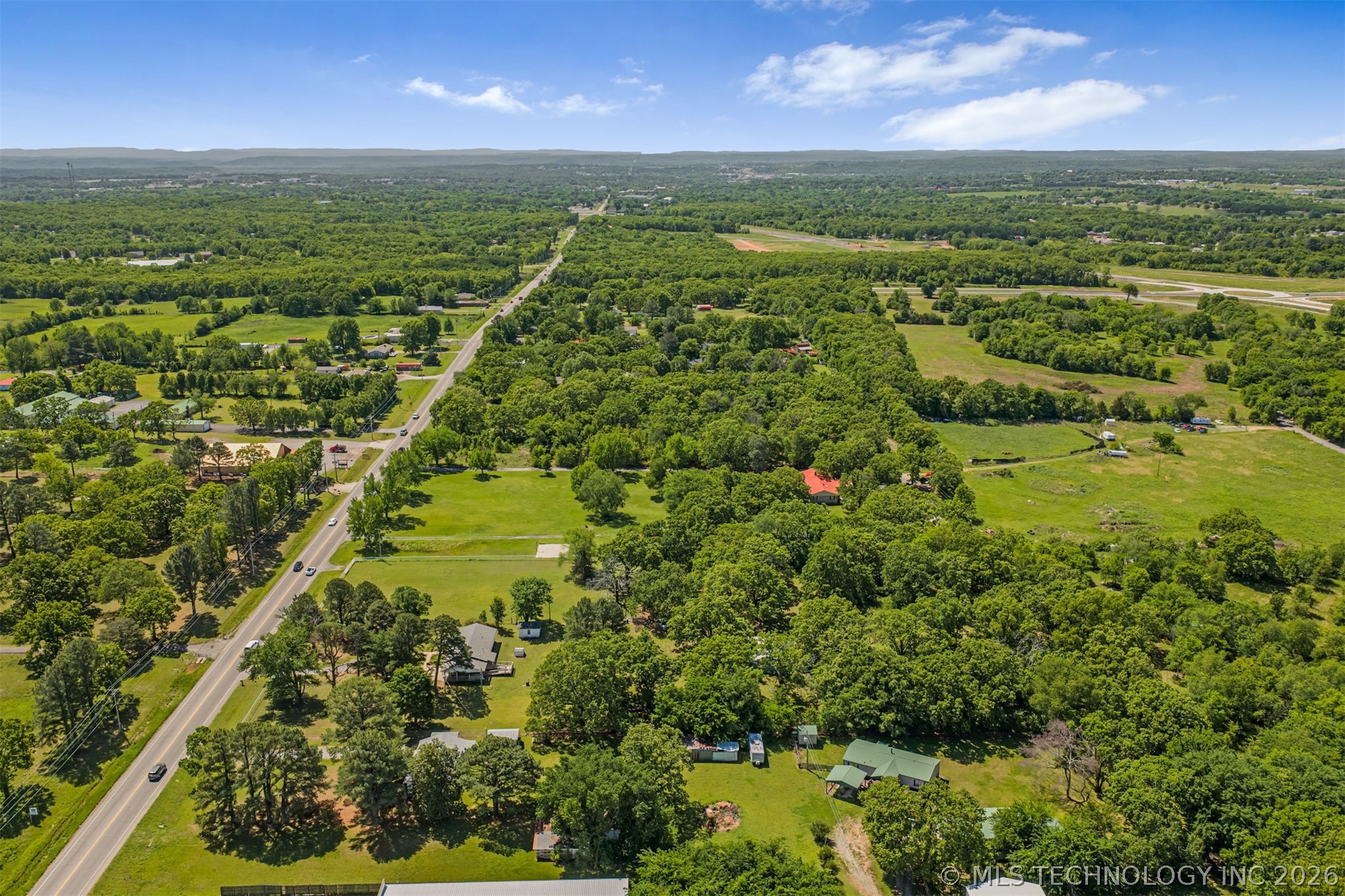 15083 State Highway 82 Property Photo 46