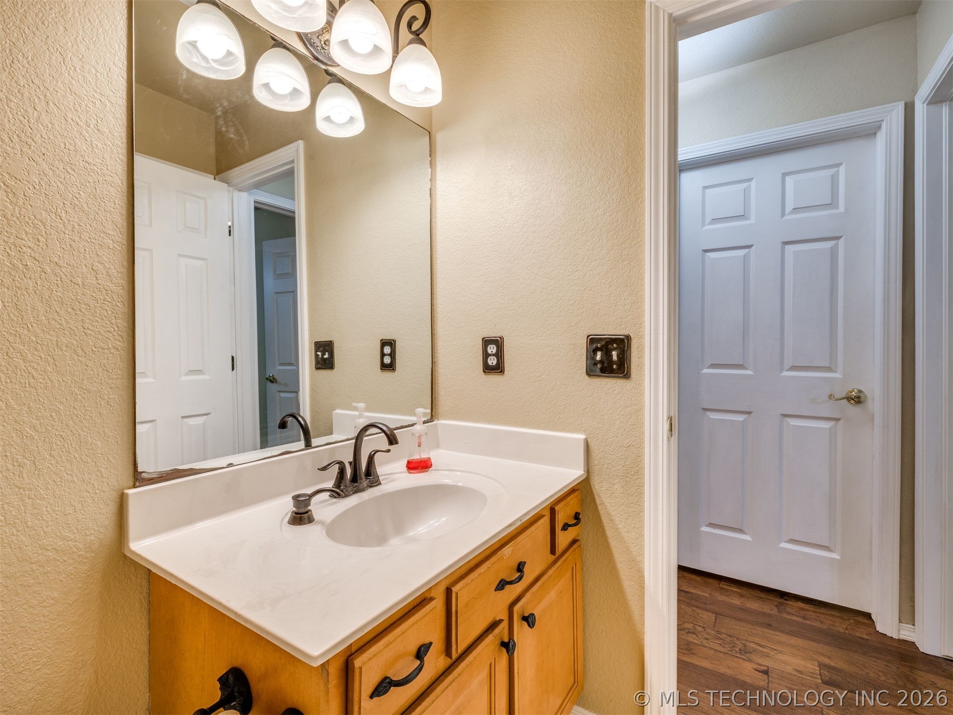 5080 S 195 Place E Property Photo 29