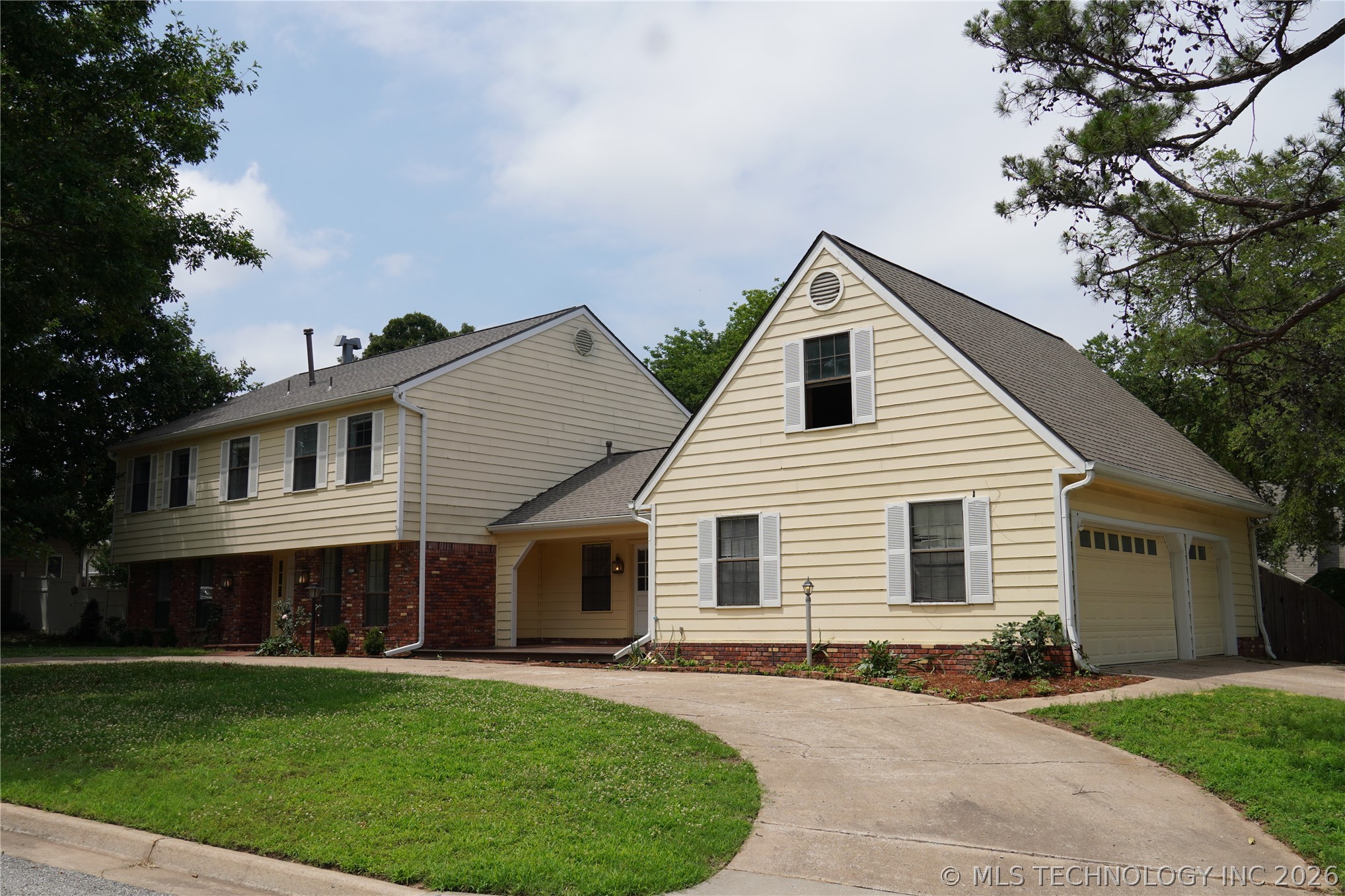 6515 E 87th Place Property Photo 1