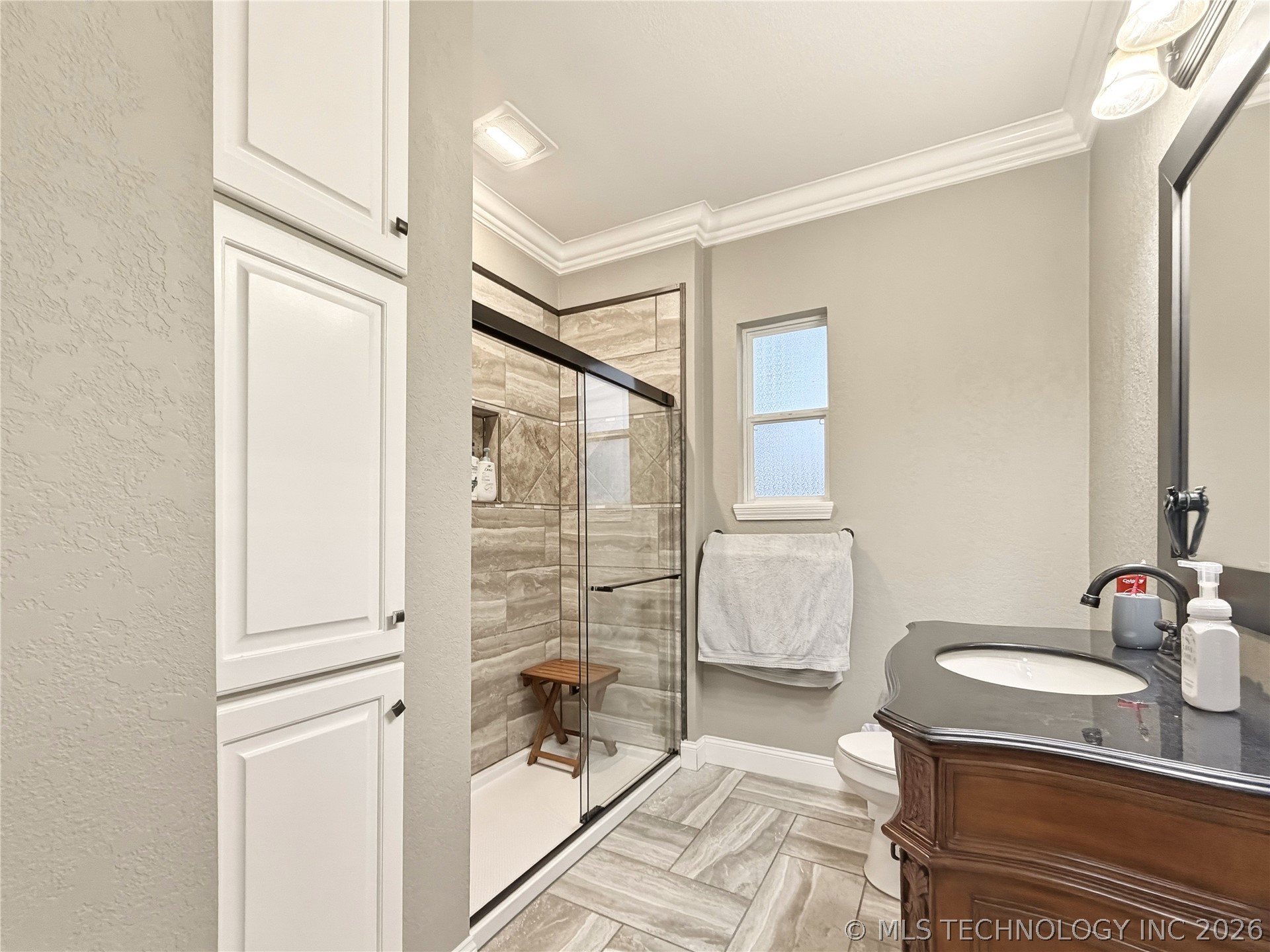 1116 W Elm Property Photo 18