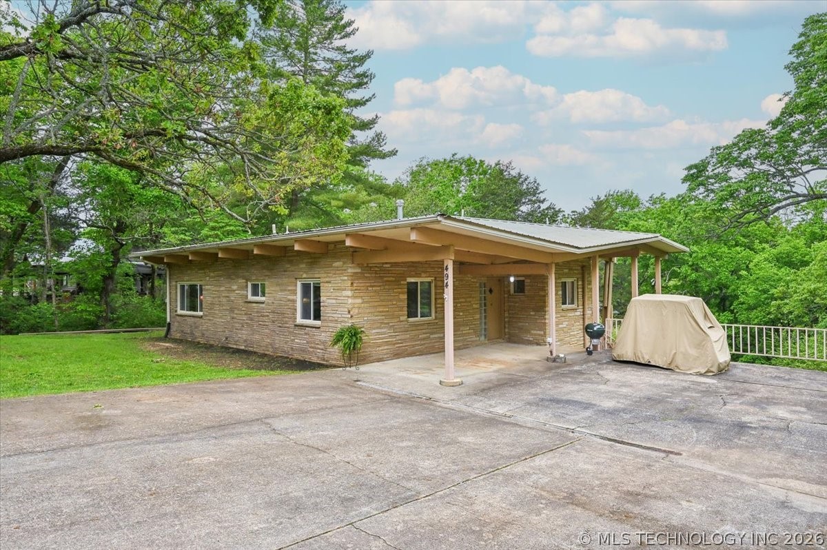 494 Cedar Boulevard Property Photo 1