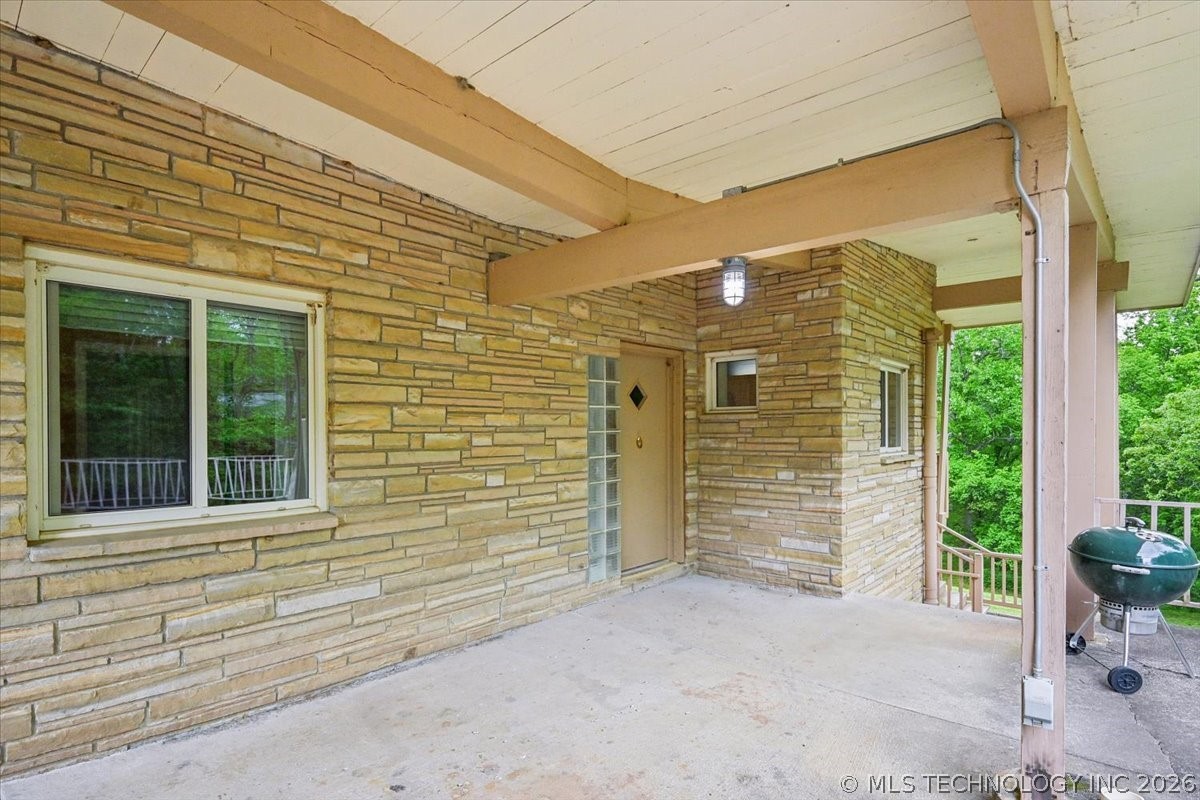 494 Cedar Boulevard Property Photo 3