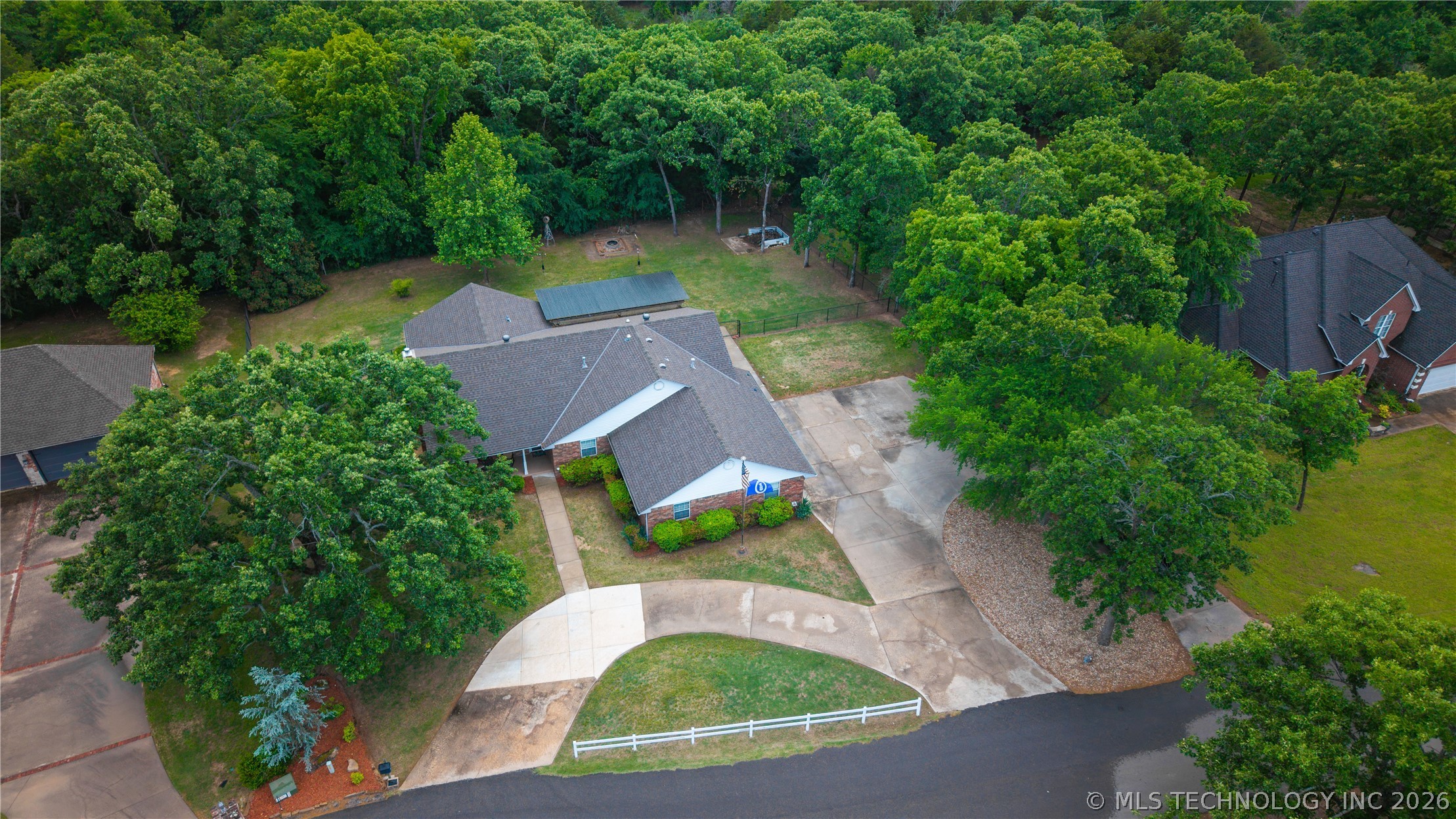 52 Ash Court Property Photo 2