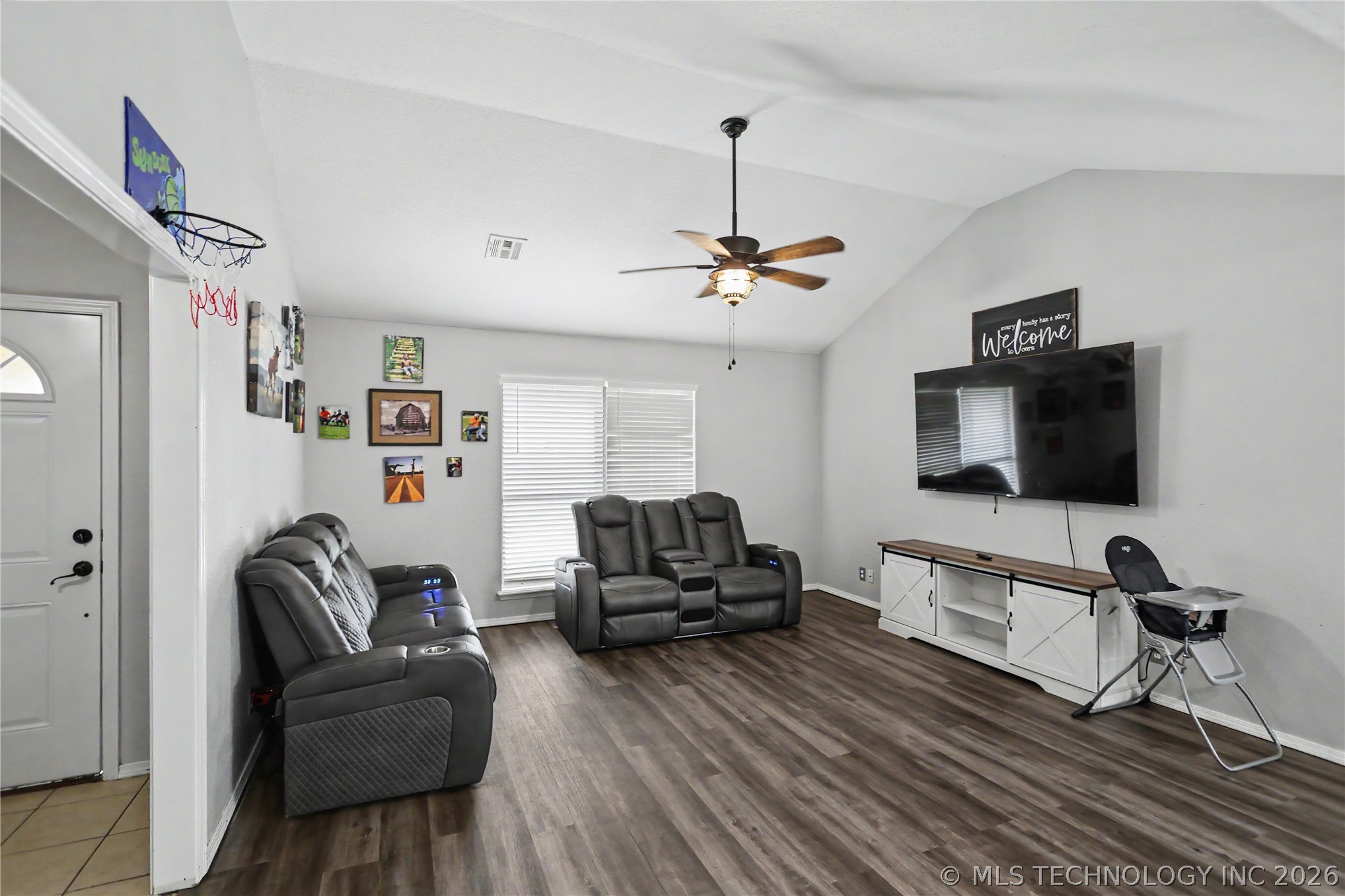 13070 Windchester Drive Property Photo 11