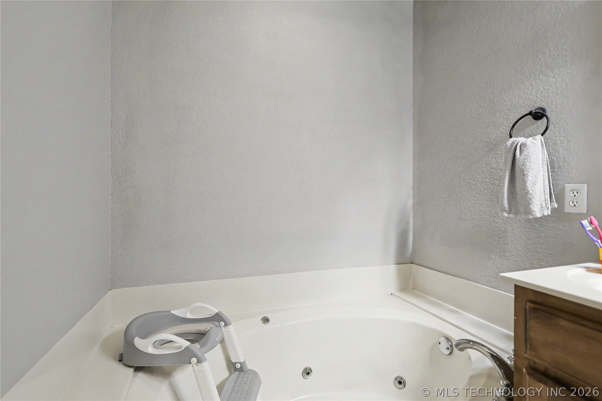 13070 Windchester Drive Property Photo 29