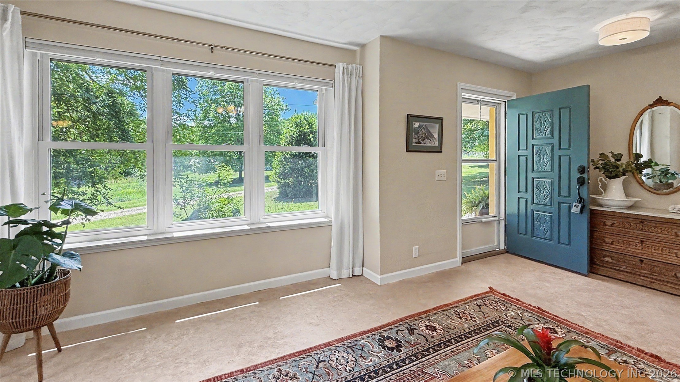 202 Alder Way Property Photo 7