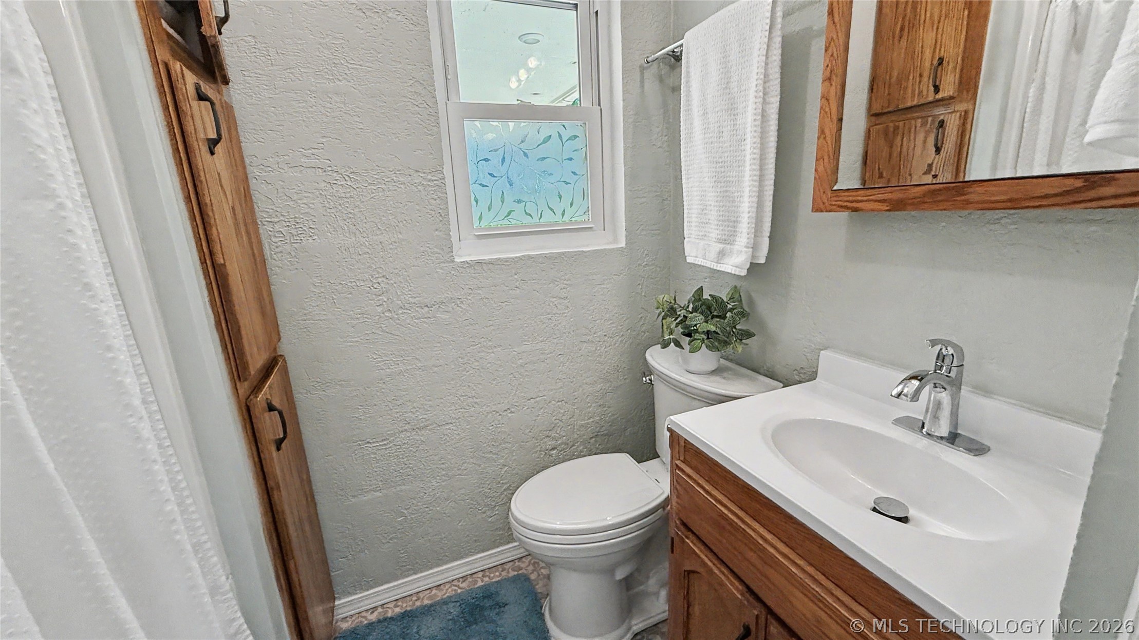 202 Alder Way Property Photo 27