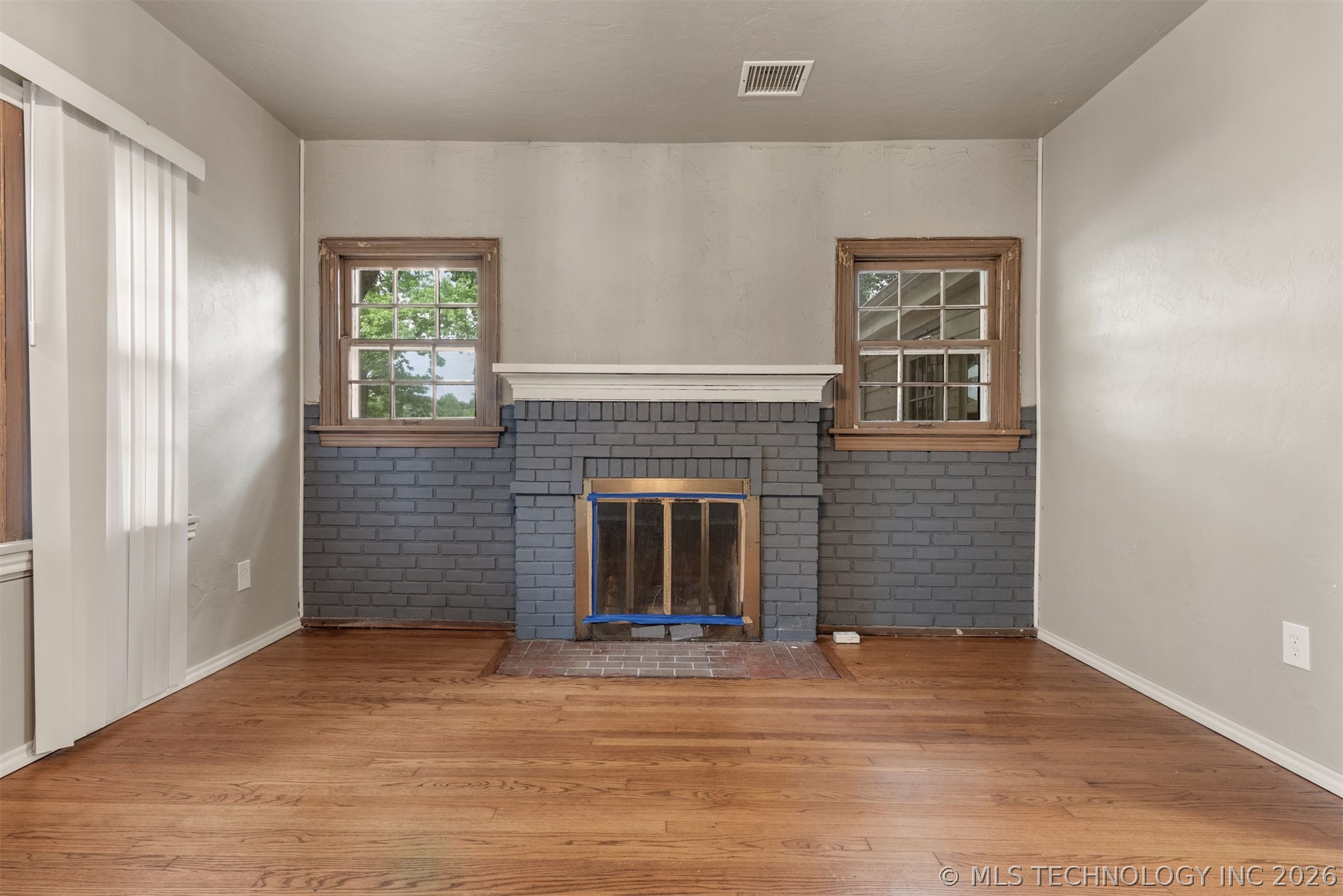 1901 E 9th Street Property Photo 12