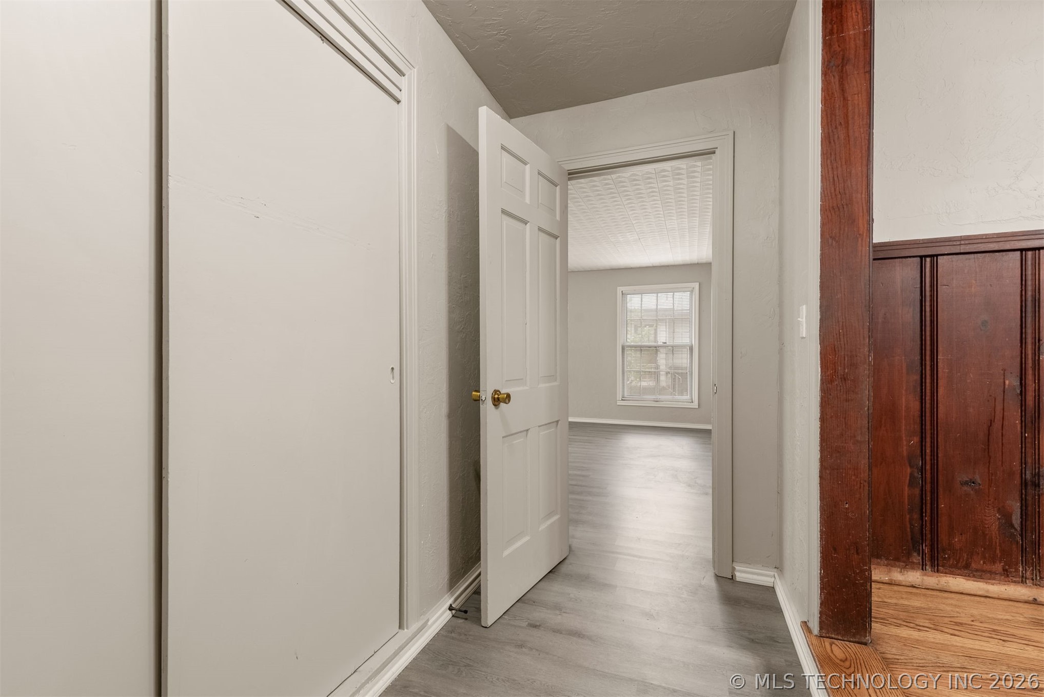 1901 E 9th Street Property Photo 26