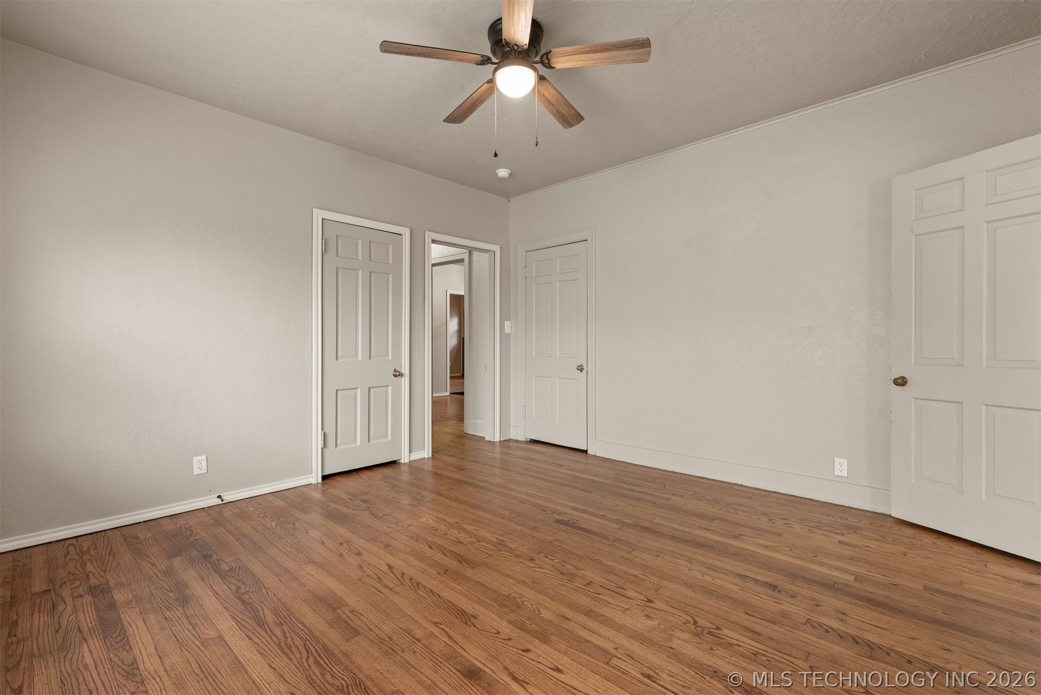 1901 E 9th Street Property Photo 36