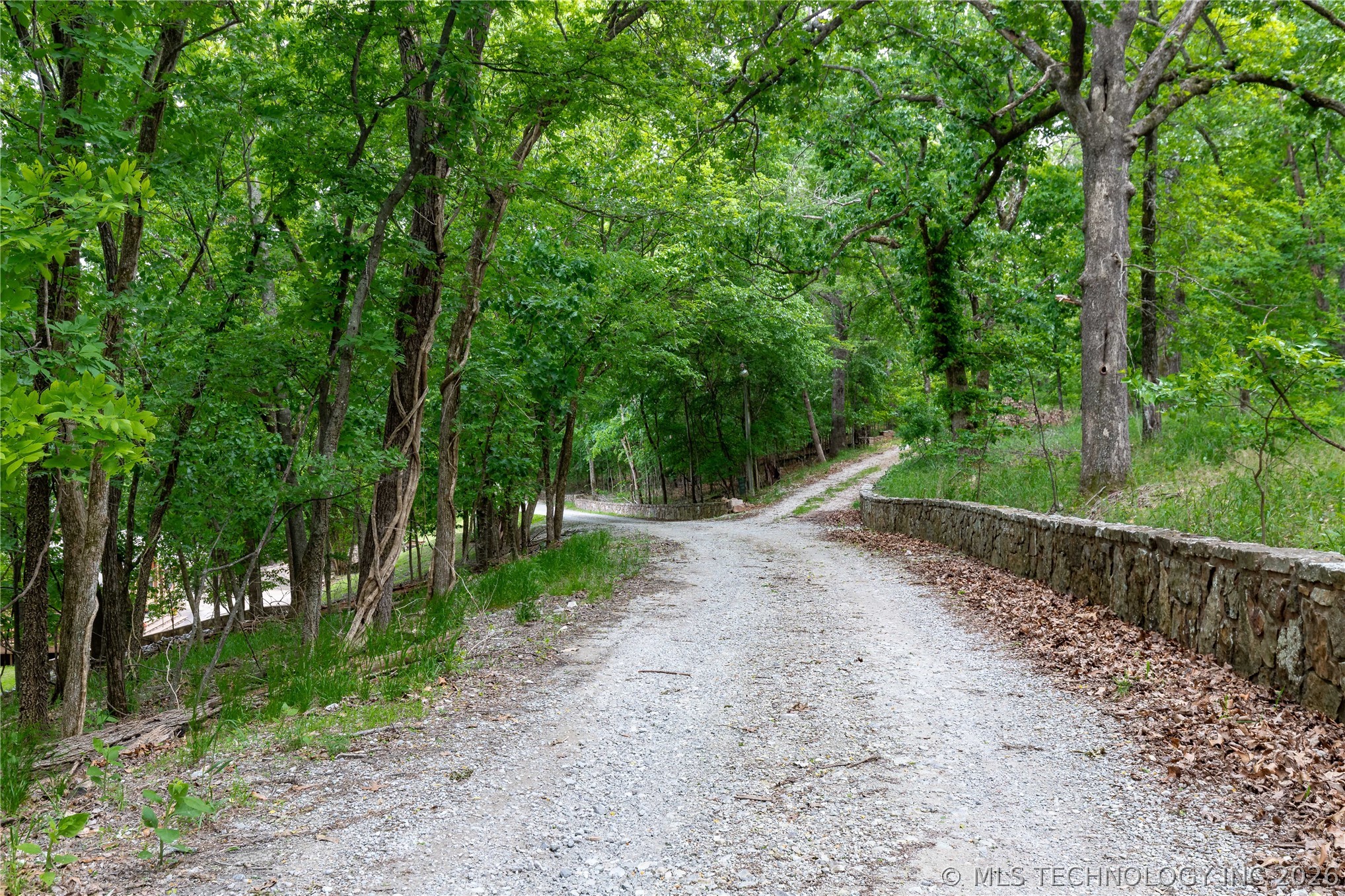 Lakeside Drive Property Photo 3