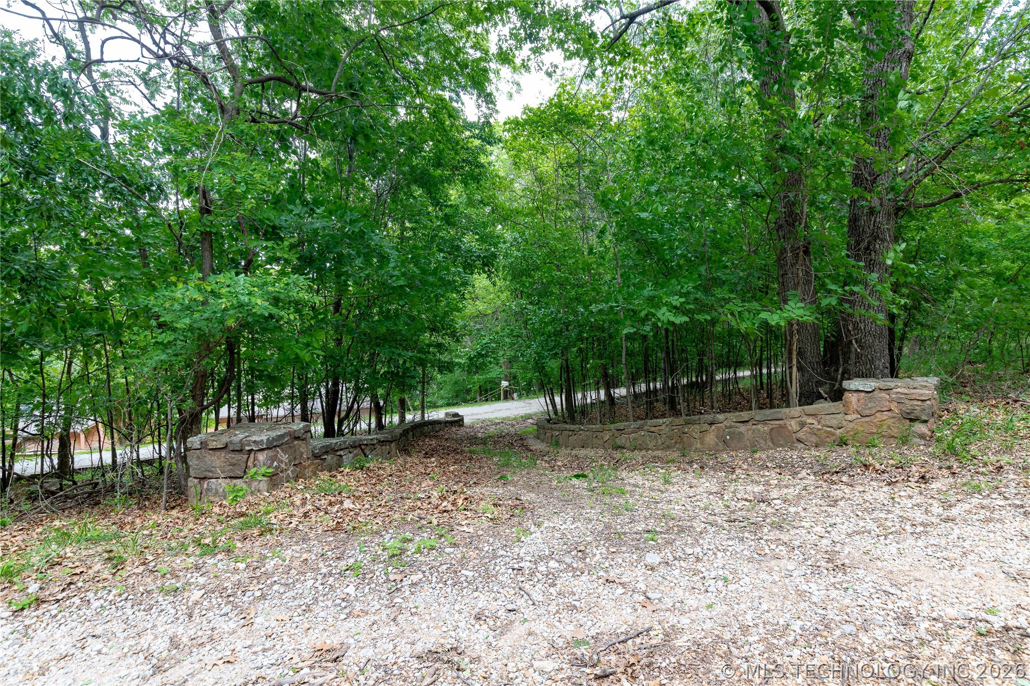 Lakeside Drive Property Photo 10