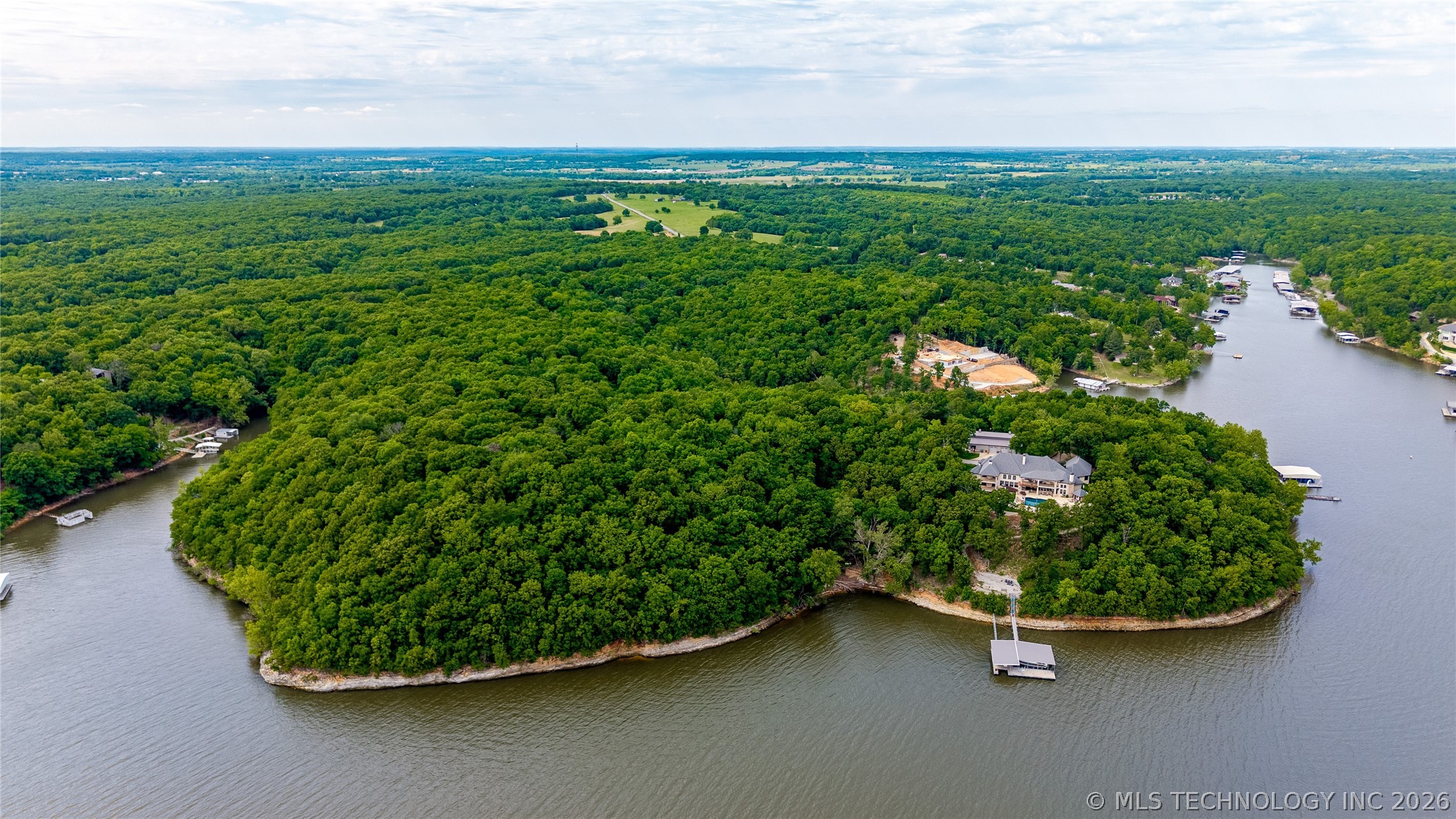 Lakeside Drive Property Photo 22