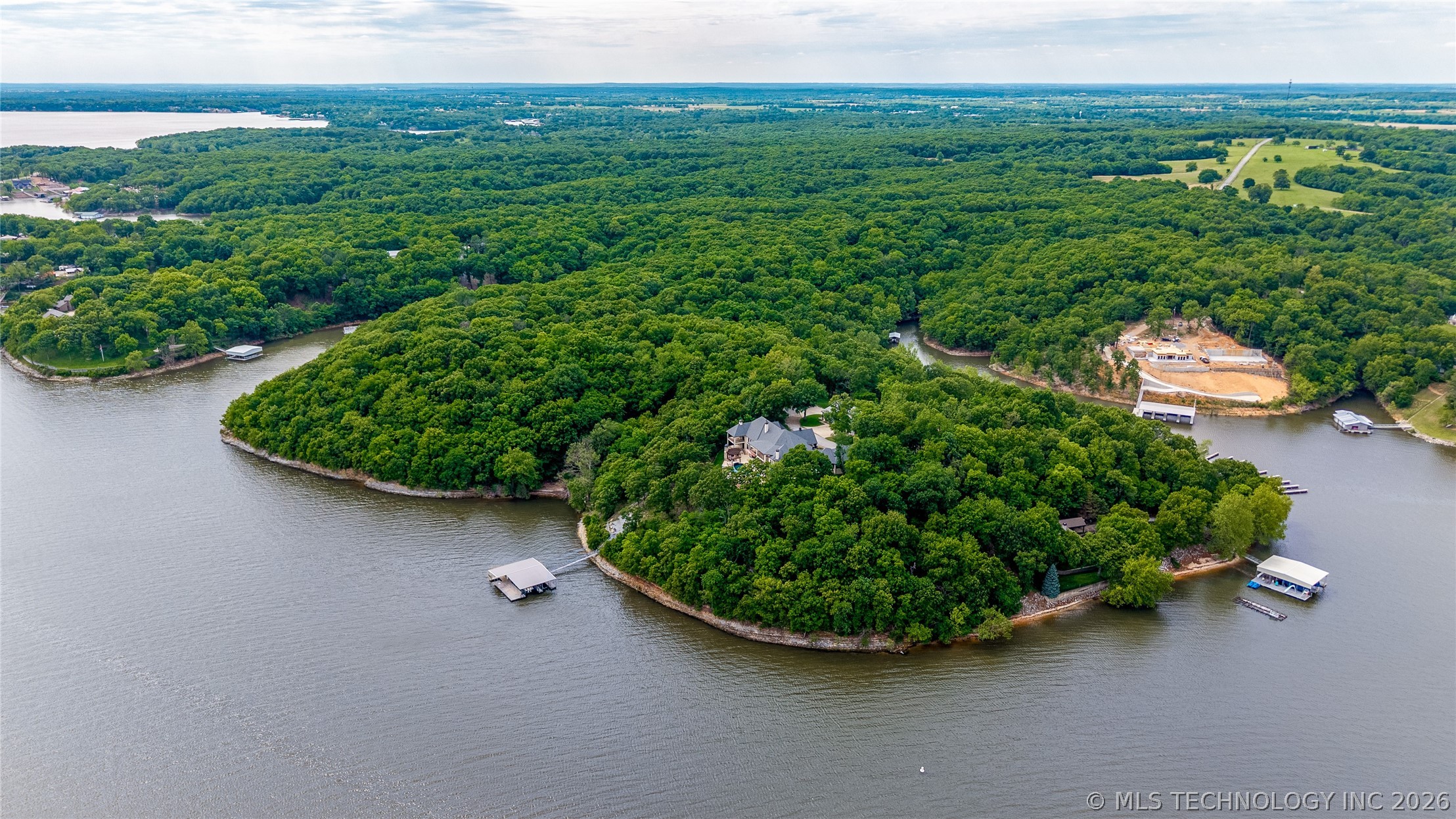 Lakeside Drive Property Photo 25