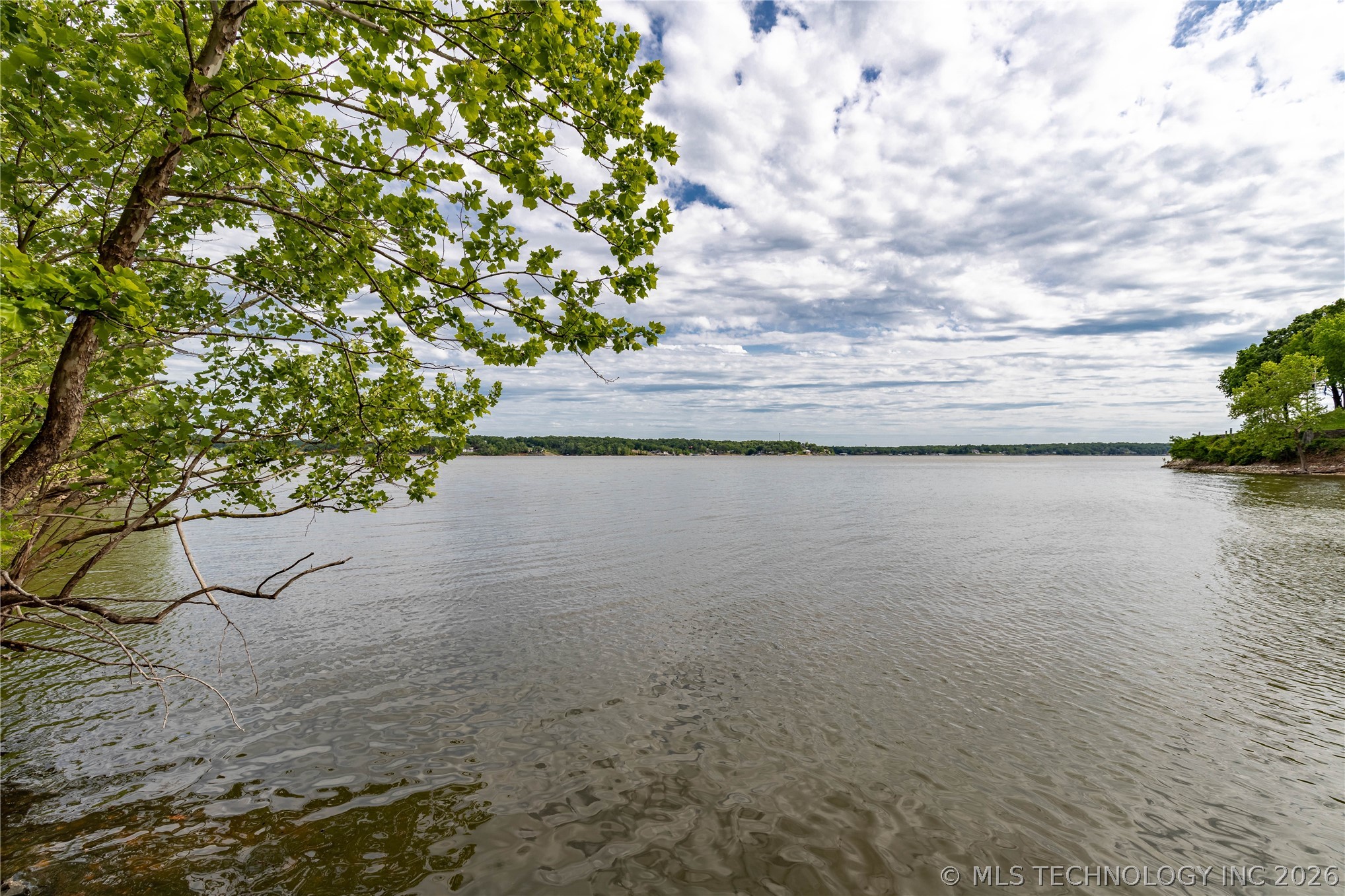 Lakeside Drive Property Photo 32