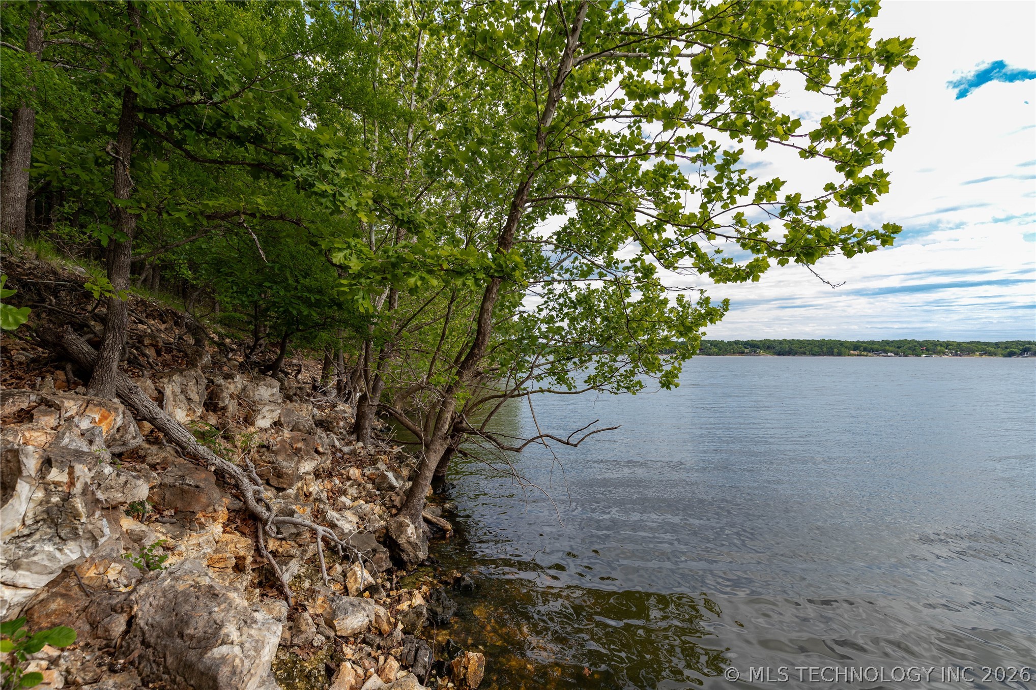 Lakeside Drive Property Photo 33