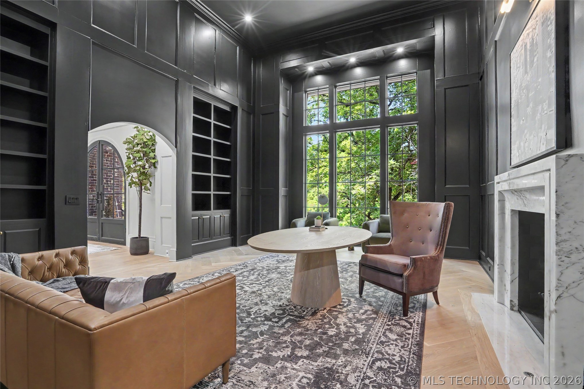 11147 S Quebec Avenue Property Photo 10
