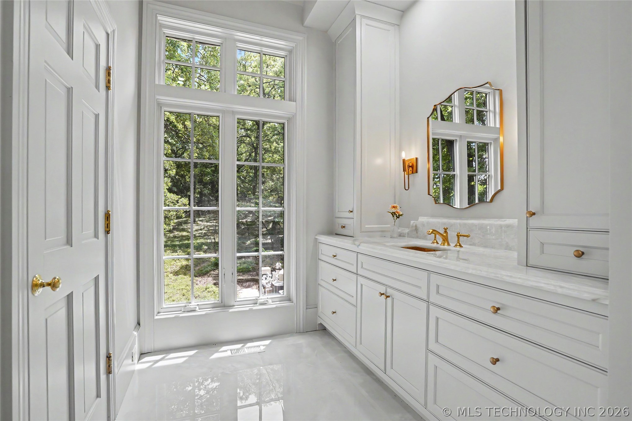 11147 S Quebec Avenue Property Photo 29