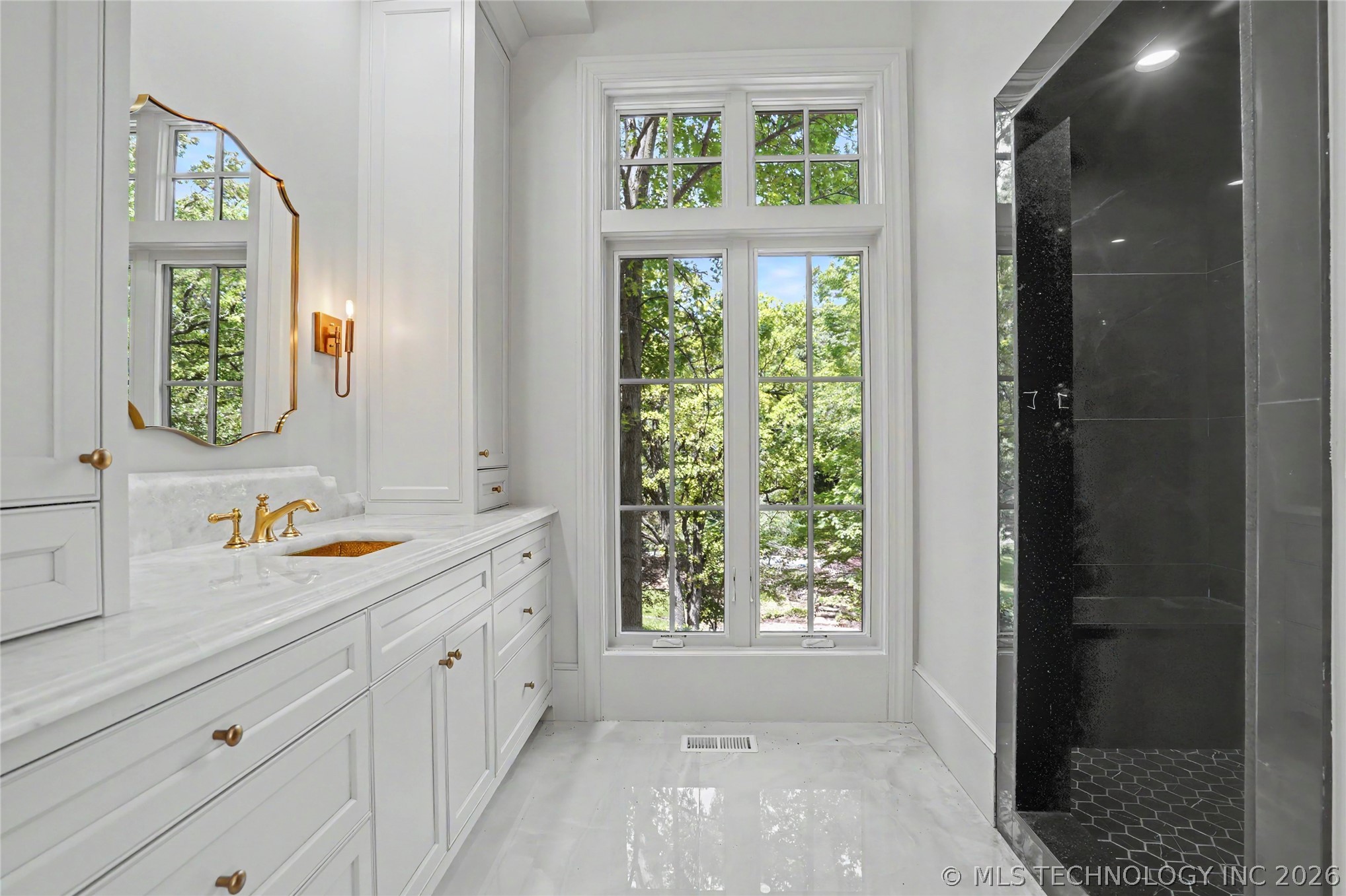 11147 S Quebec Avenue Property Photo 30