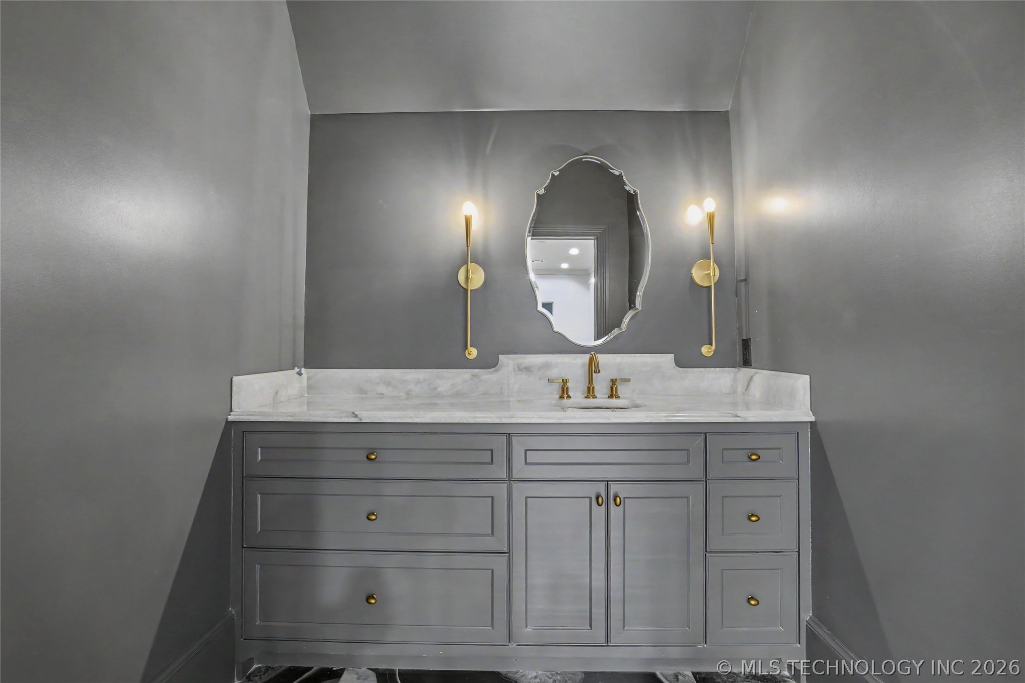 11147 S Quebec Avenue Property Photo 44
