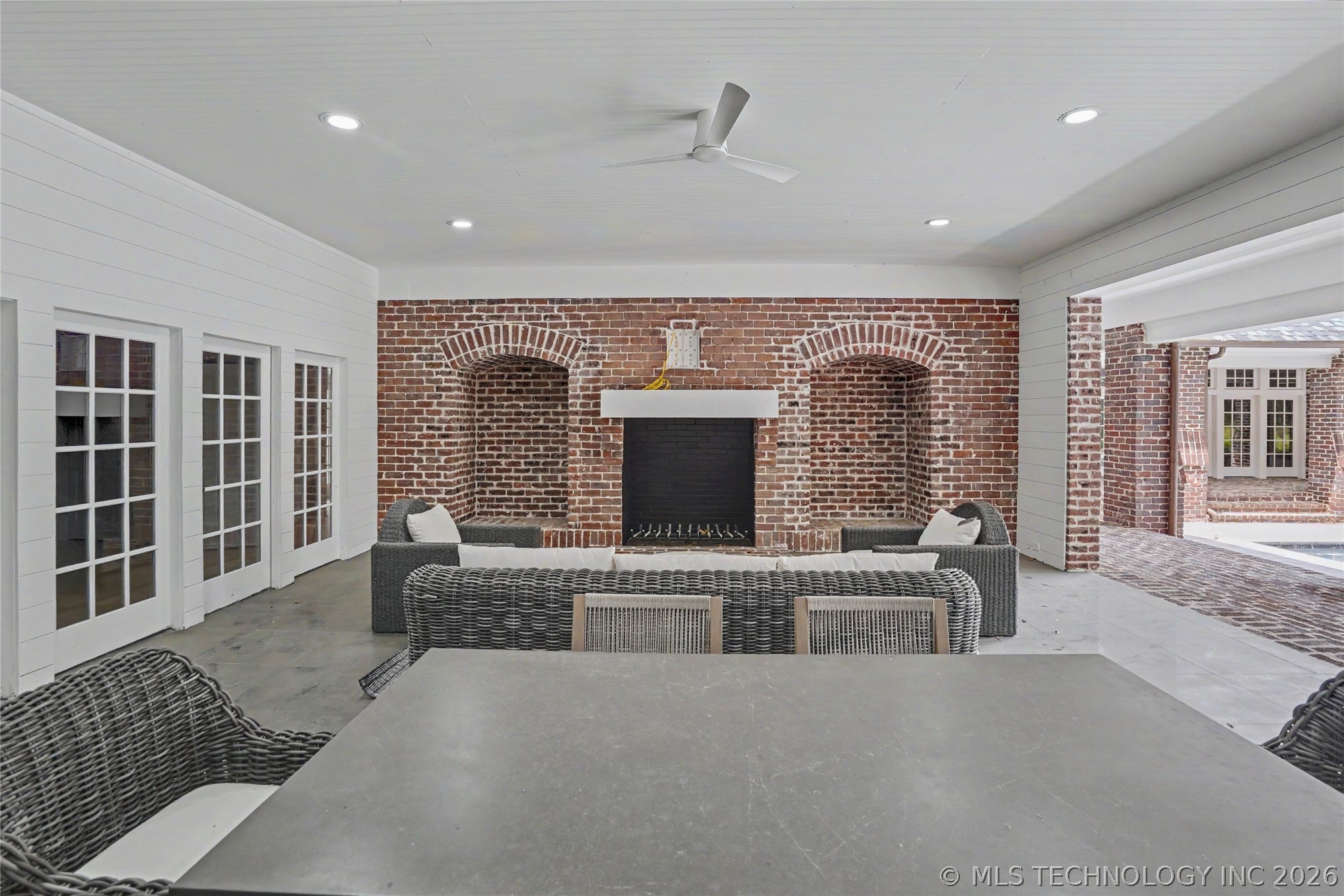 11147 S Quebec Avenue Property Photo 56