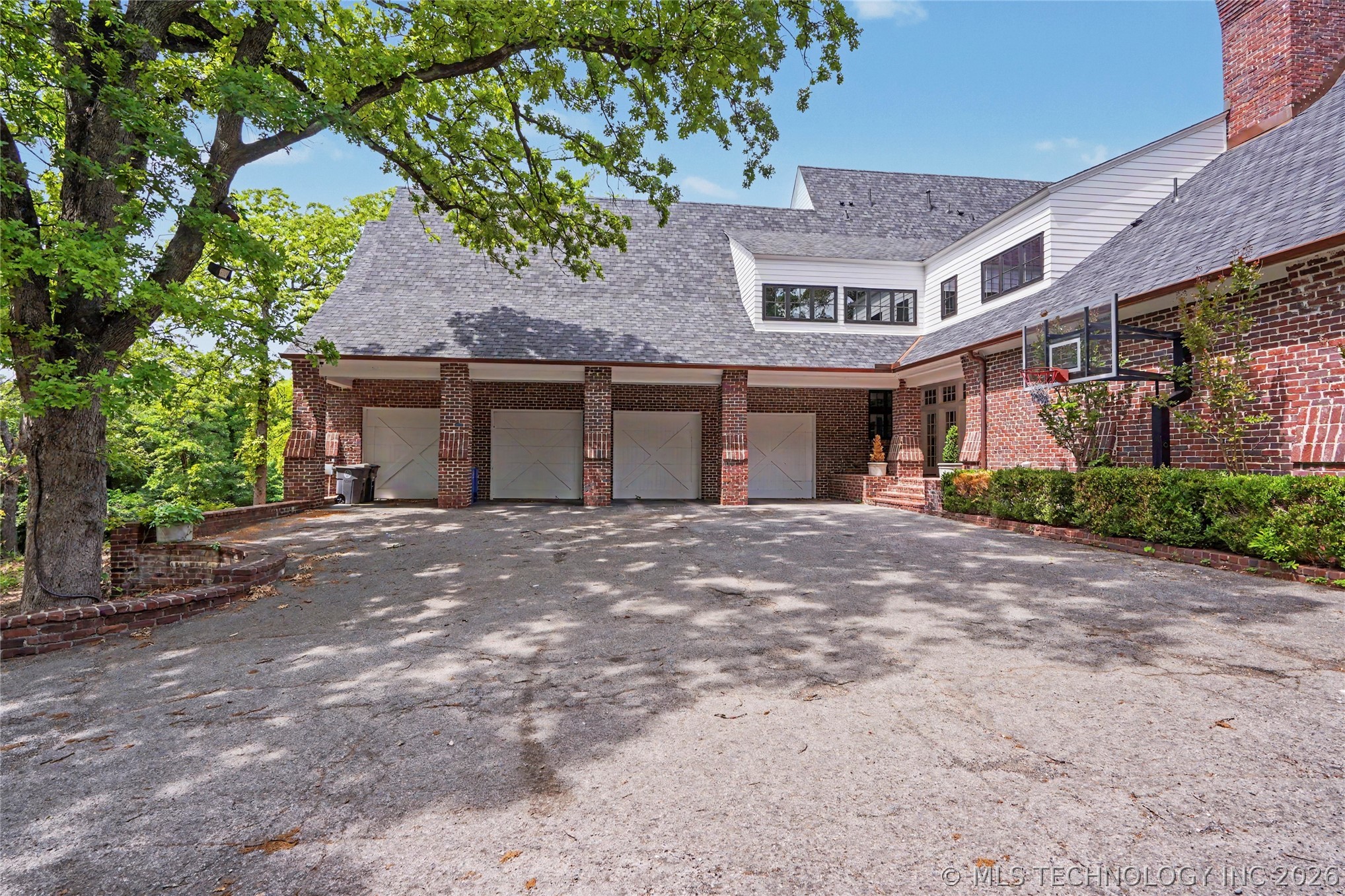11147 S Quebec Avenue Property Photo 62