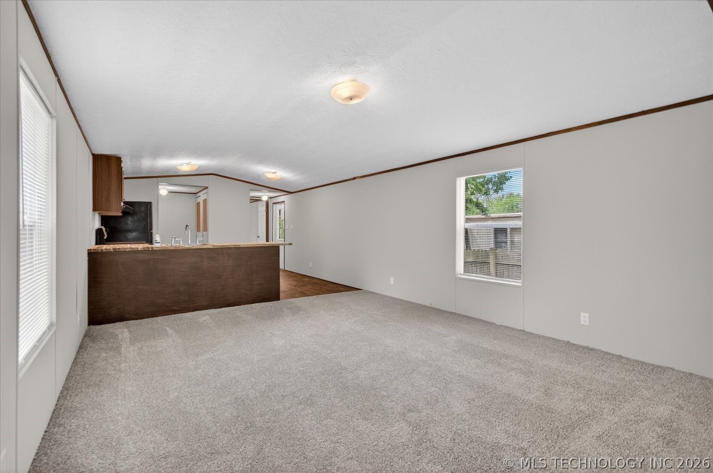 306 W Cherokee Street Property Photo 3