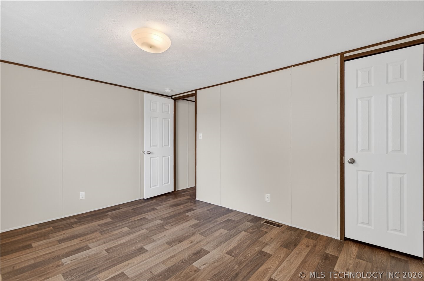 306 W Cherokee Street Property Photo 18