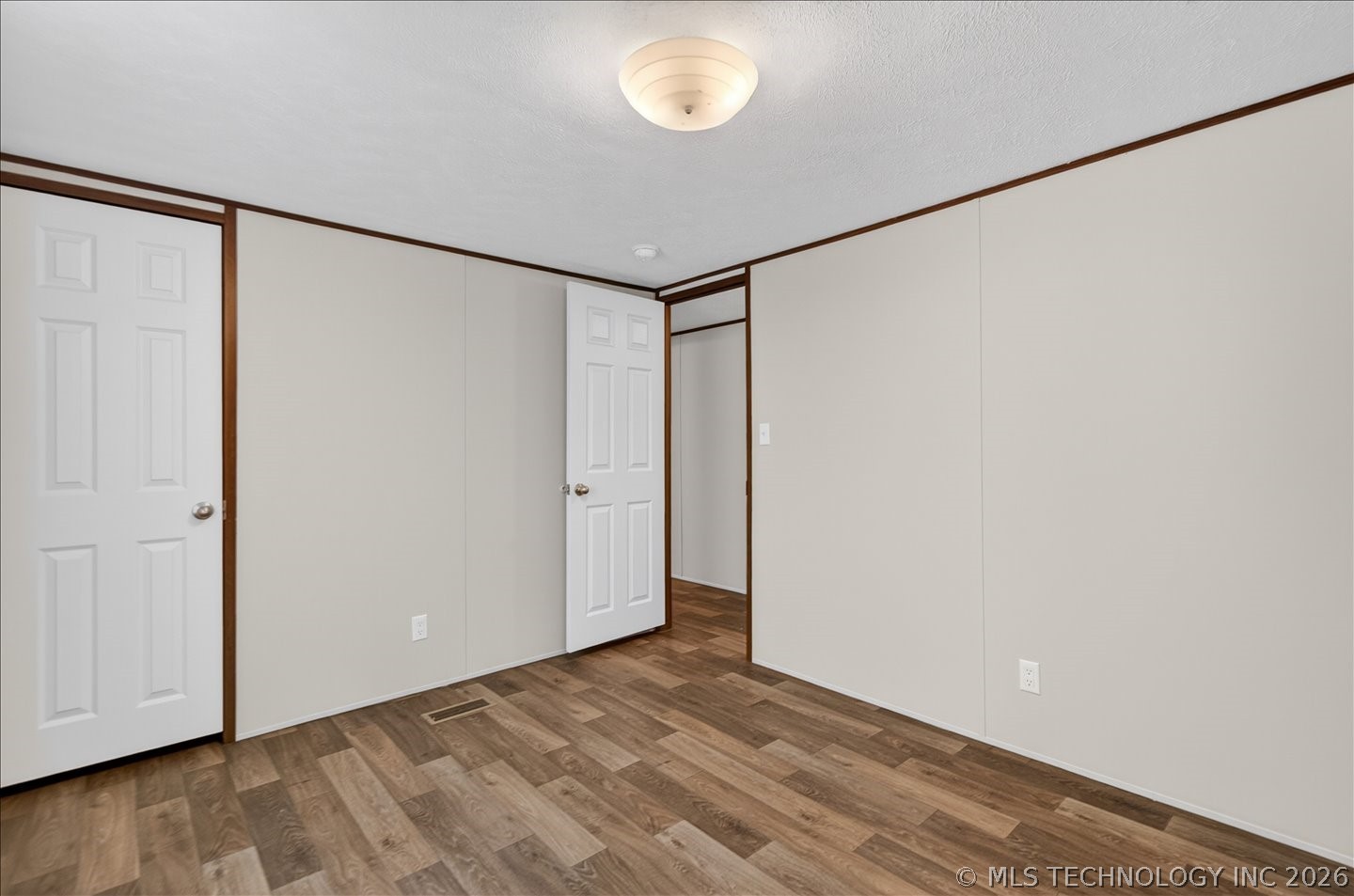 306 W Cherokee Street Property Photo 20