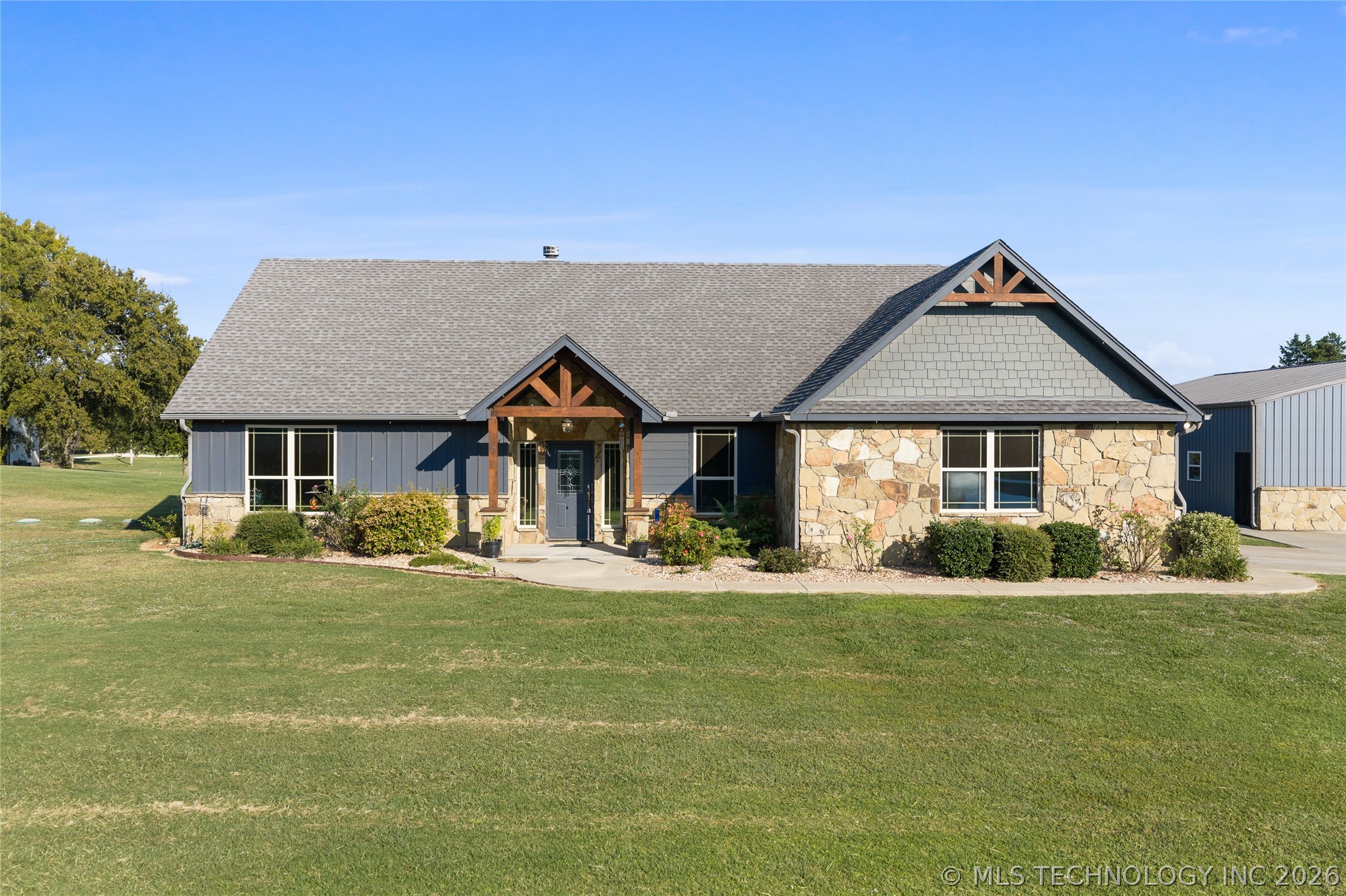 13572 Kaney Property Photo 1