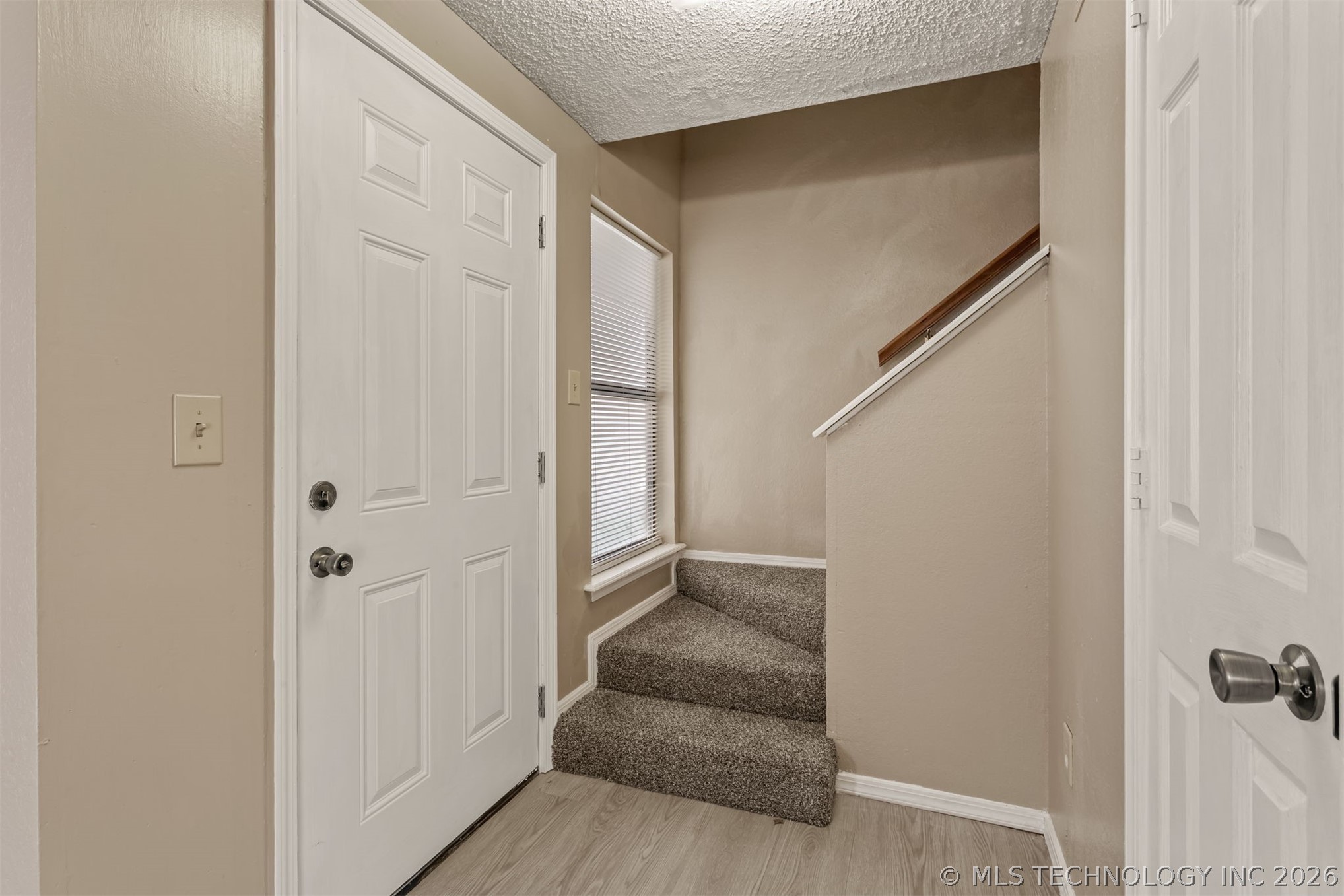 12921 E 28th Place Property Photo 10