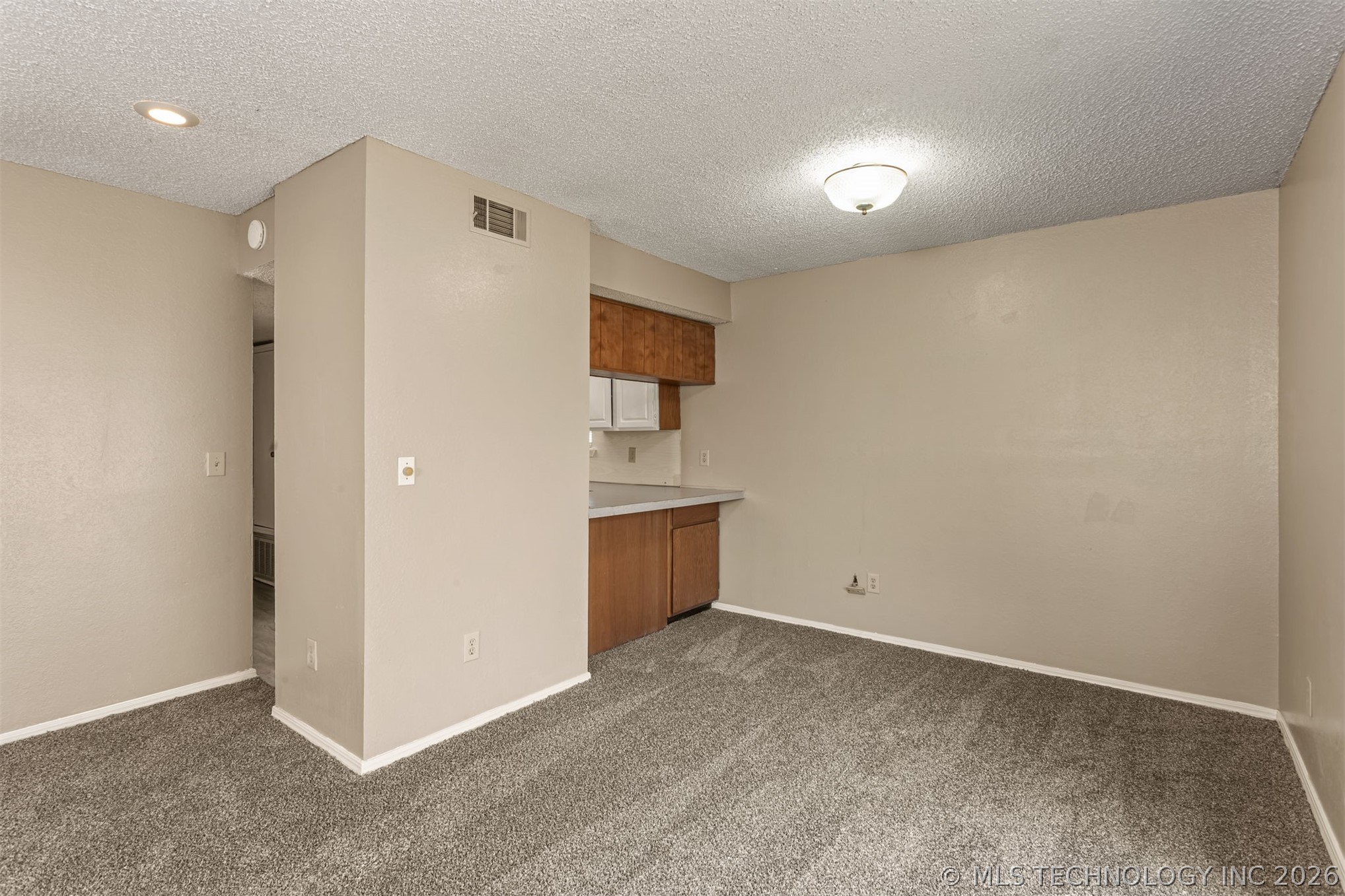 12921 E 28th Place Property Photo 14