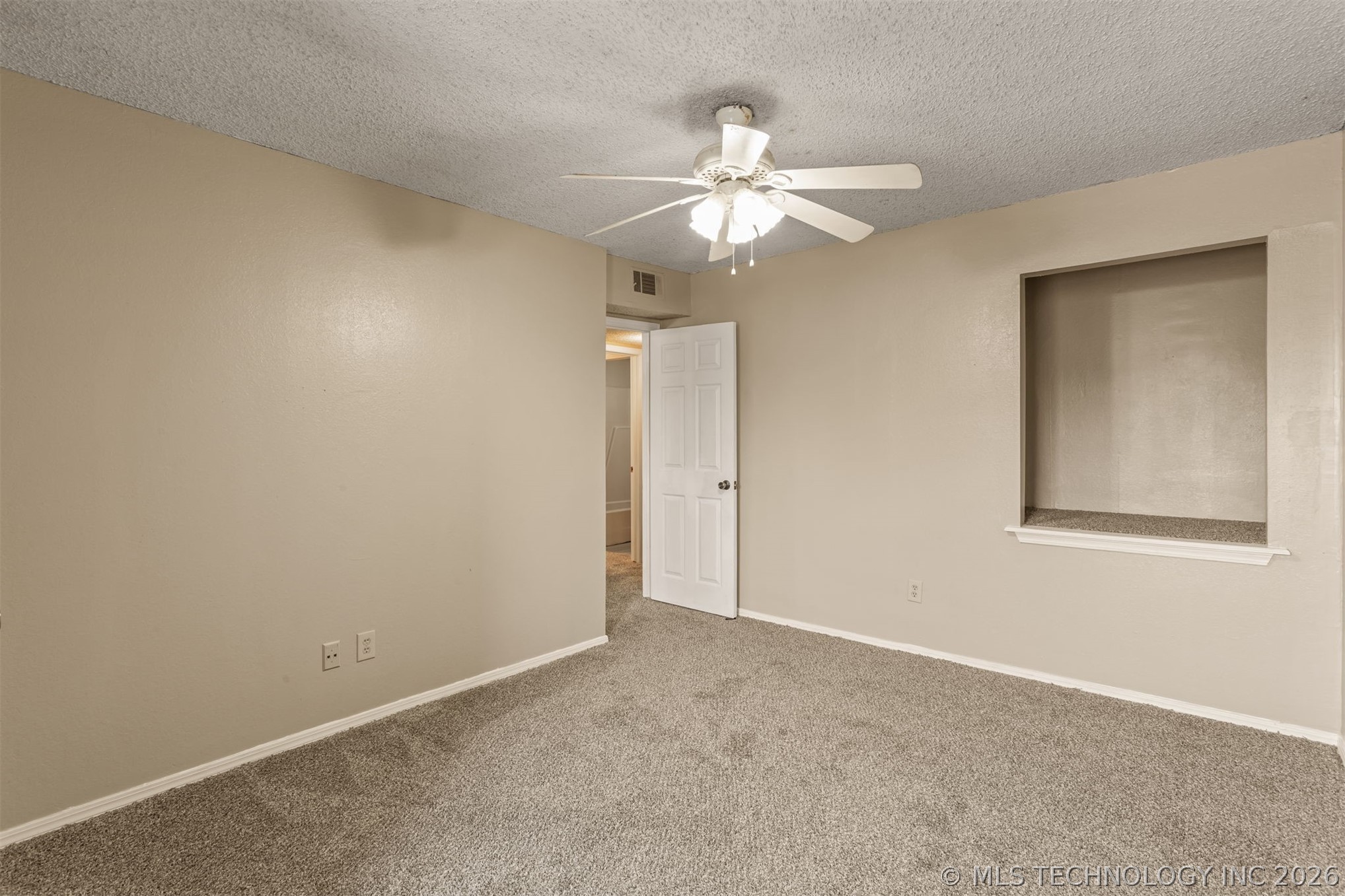 12921 E 28th Place Property Photo 26